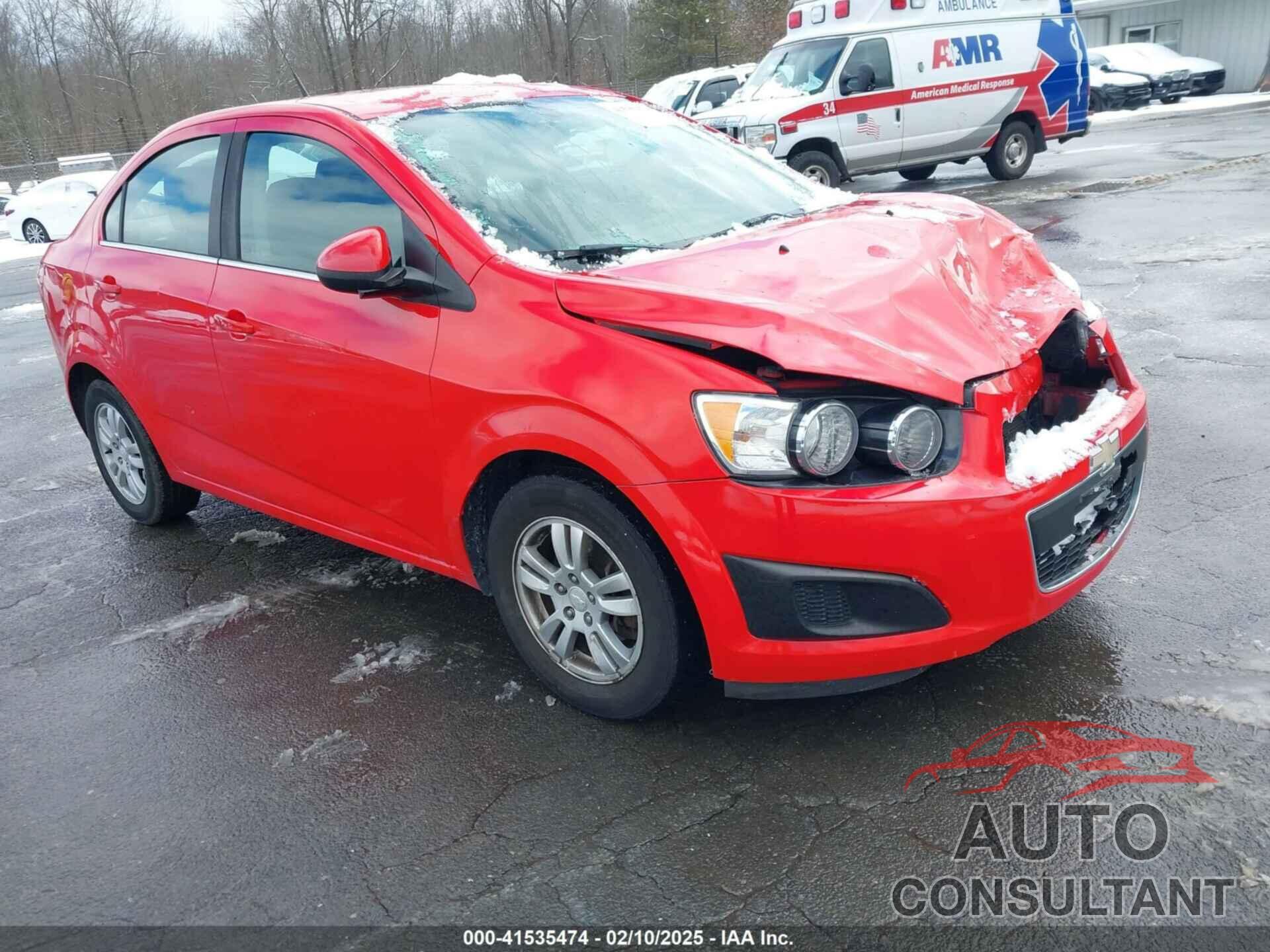 CHEVROLET SONIC 2014 - 1G1JC5SH7E4159666