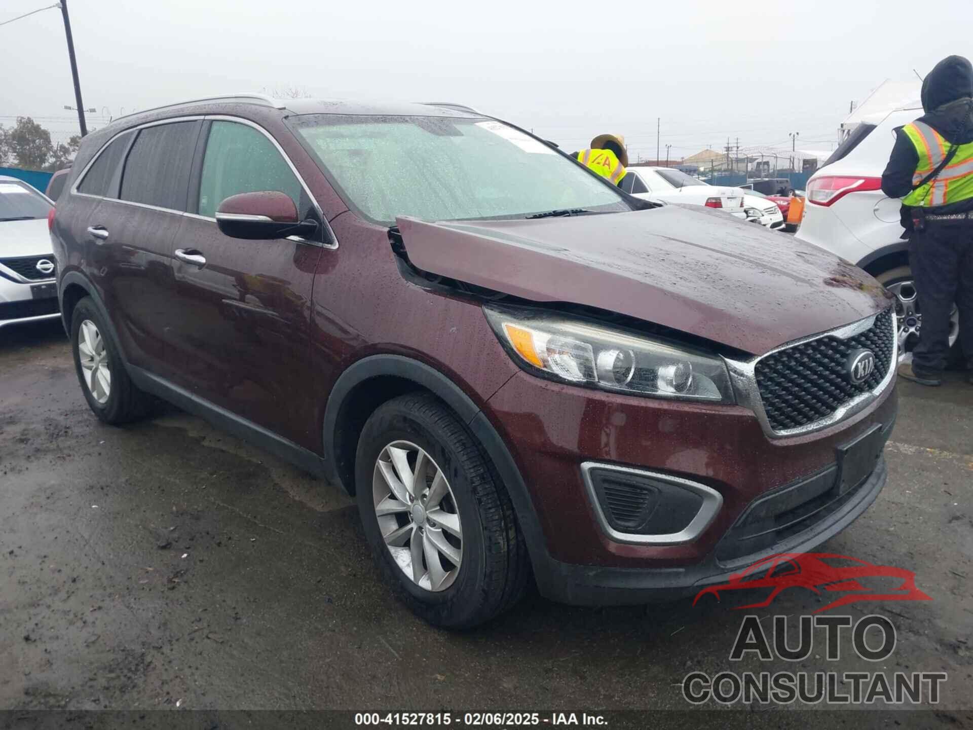 KIA SORENTO 2017 - 5XYPG4A35HG304120