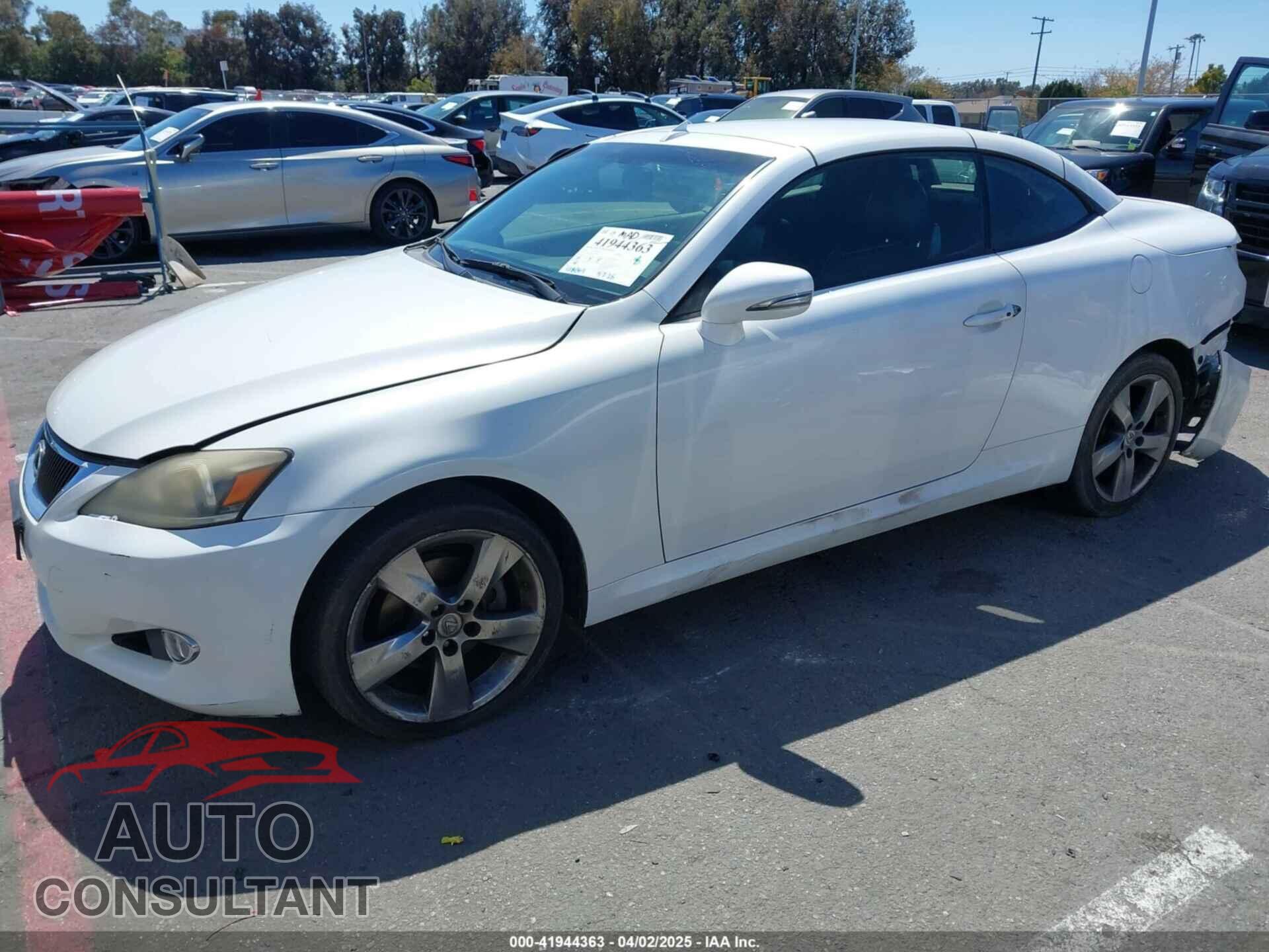 LEXUS IS 250C 2012 - JTHFF2C24C2522011