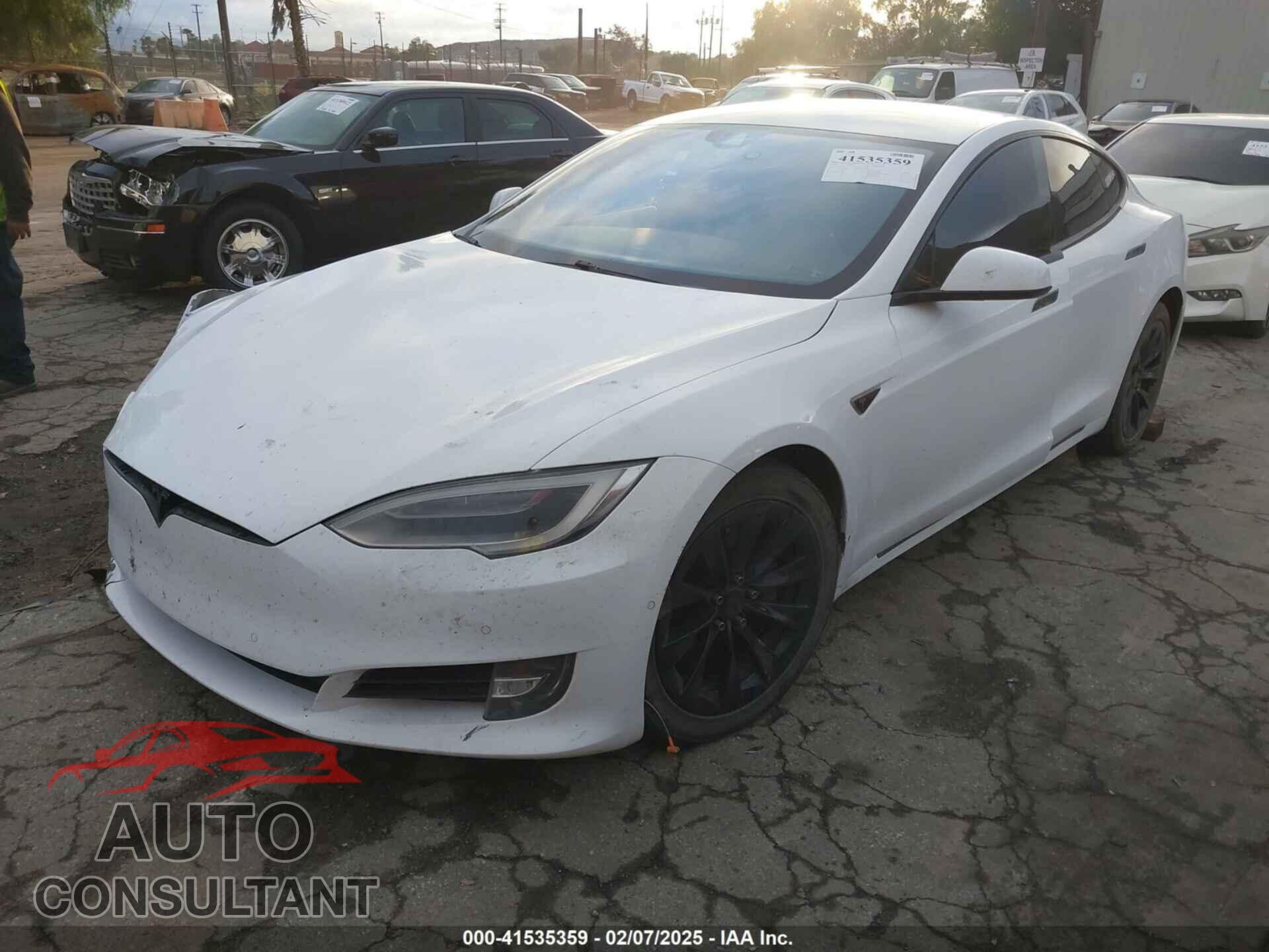TESLA MODEL S 2016 - 5YJSA1E2XGF144477