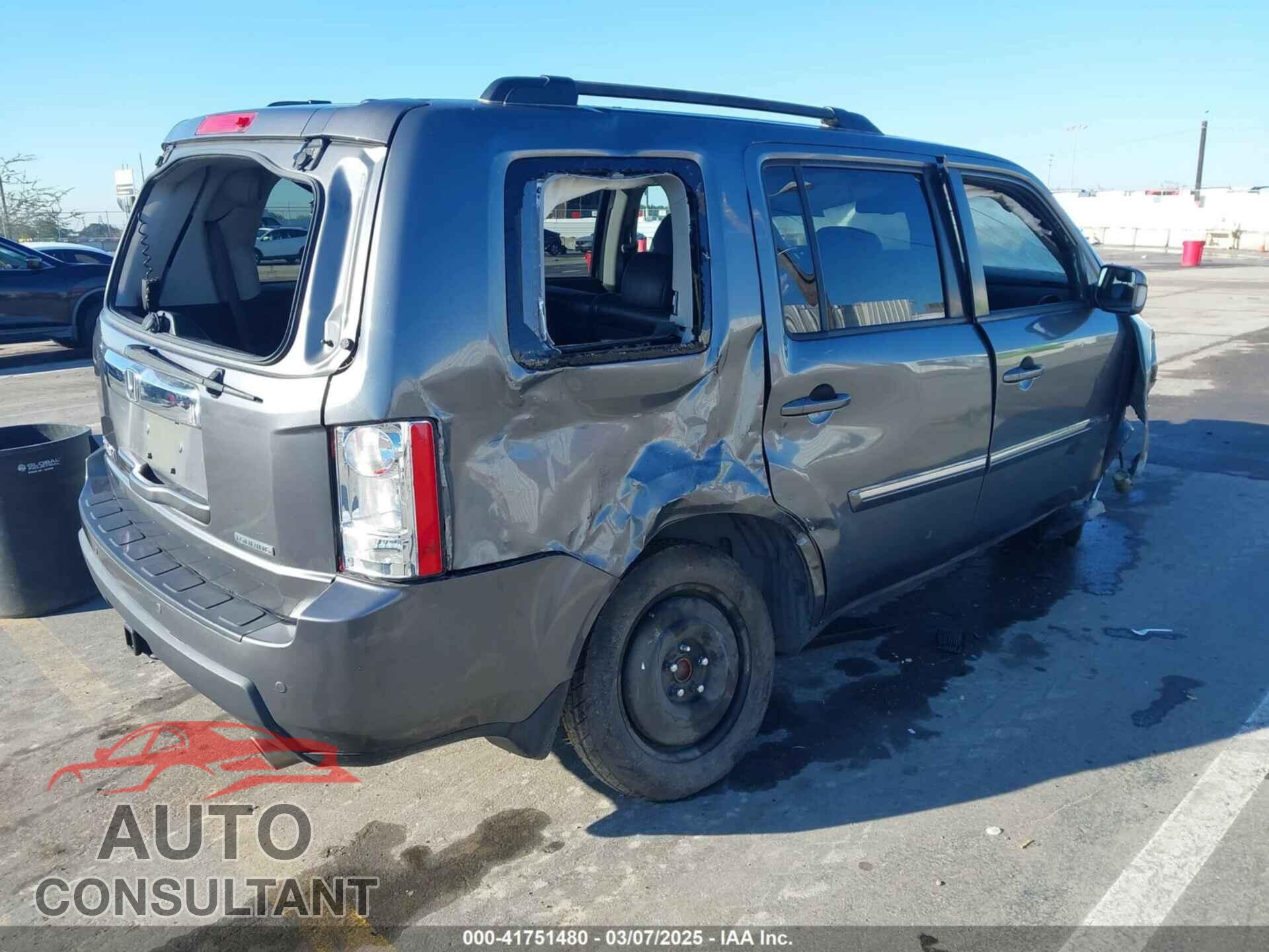 HONDA PILOT 2011 - 5FNYF3H95BB036809