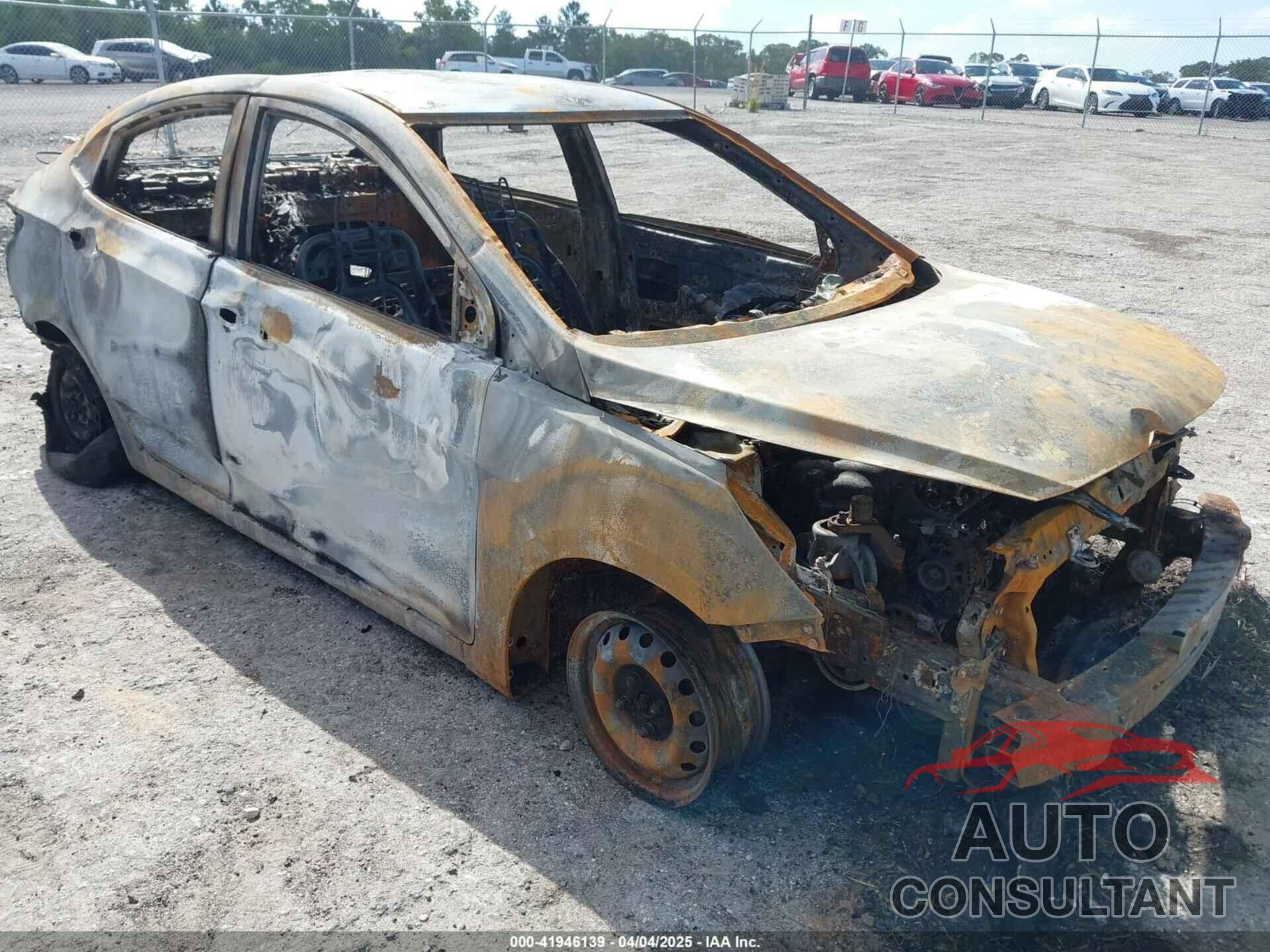 HYUNDAI ACCENT 2017 - KMHCT4AE3HU381428