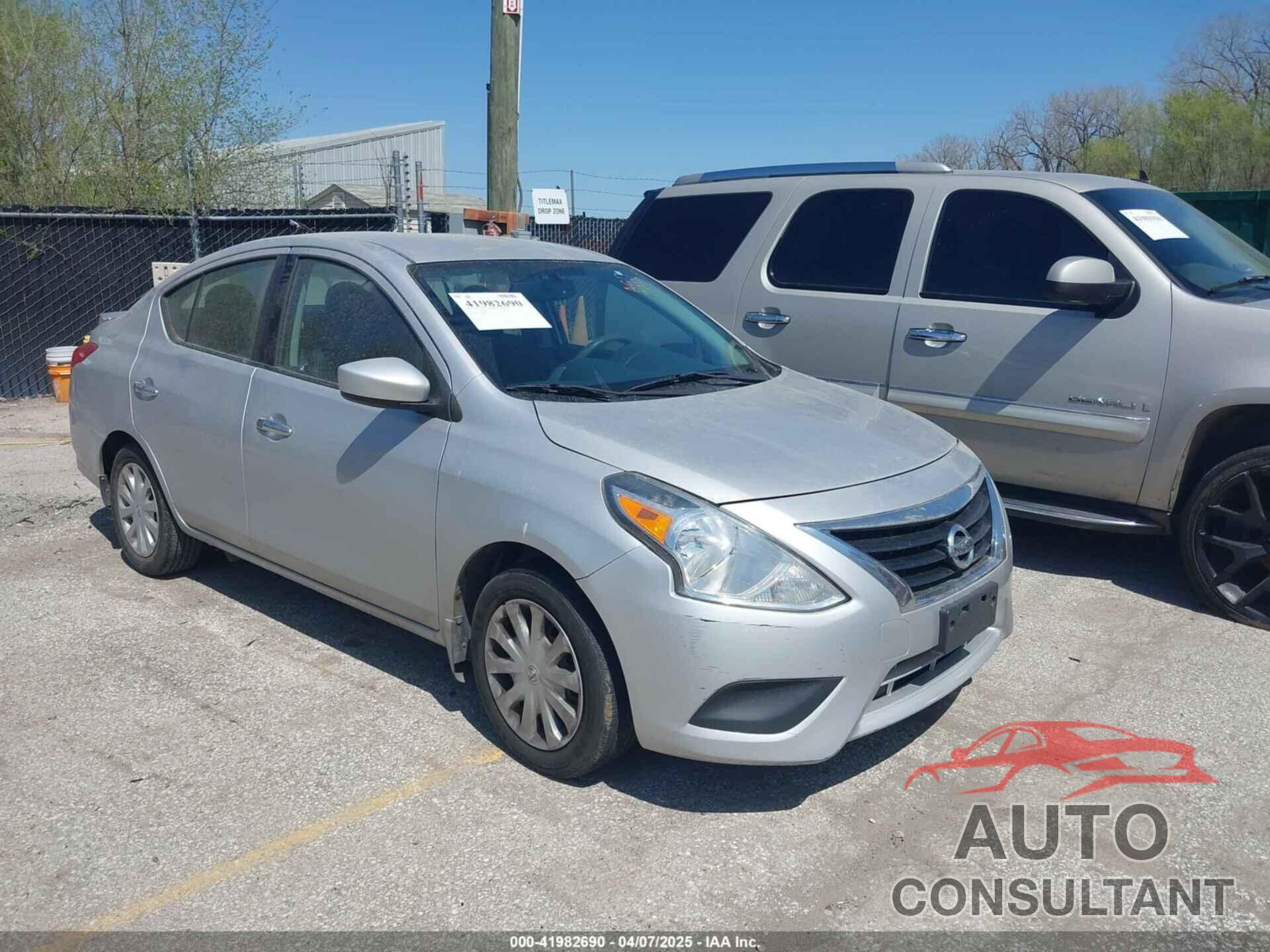 NISSAN VERSA 2015 - 3N1CN7AP0FL809693