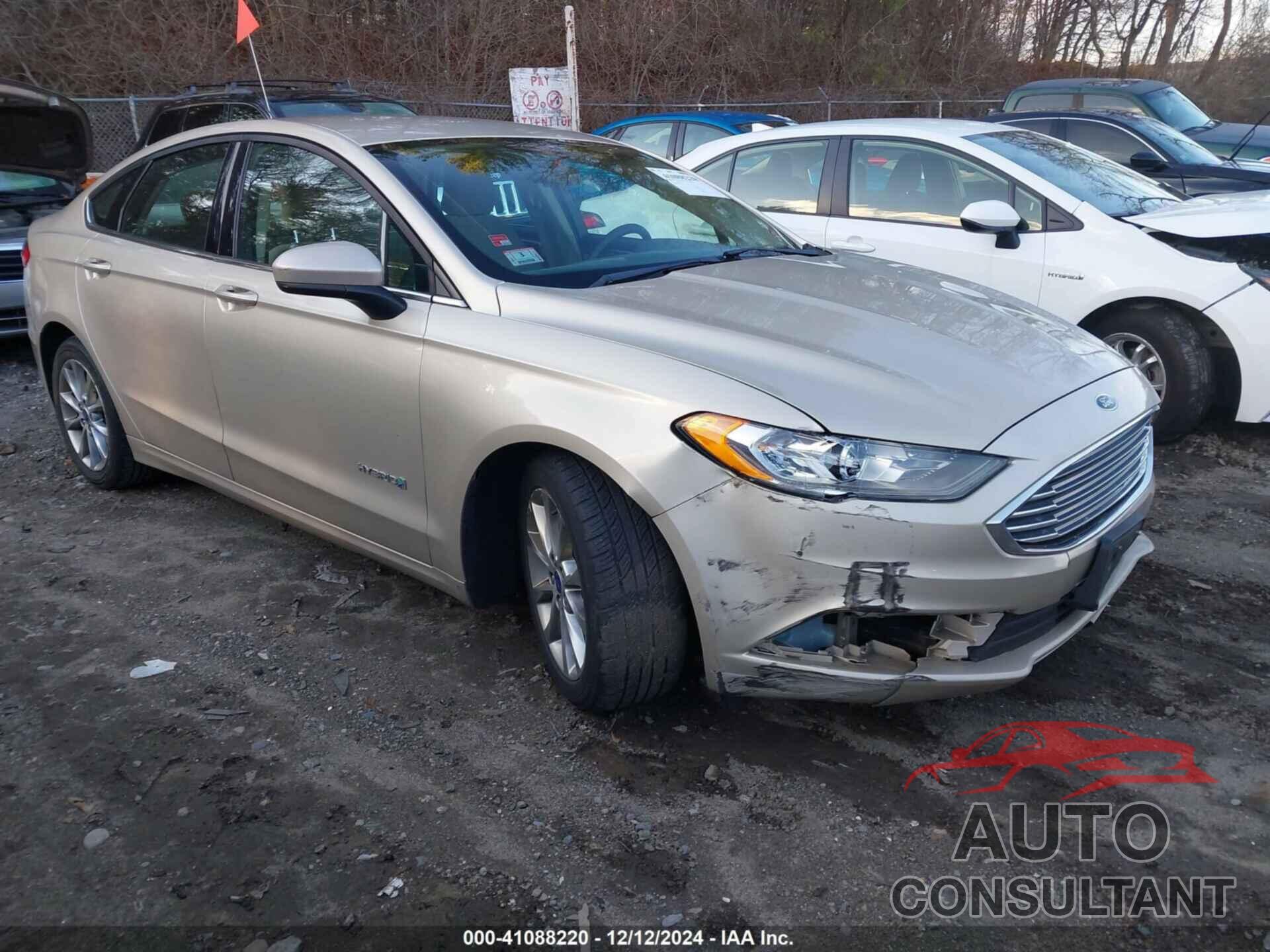 FORD FUSION HYBRID 2017 - 3FA6P0LU1HR151256