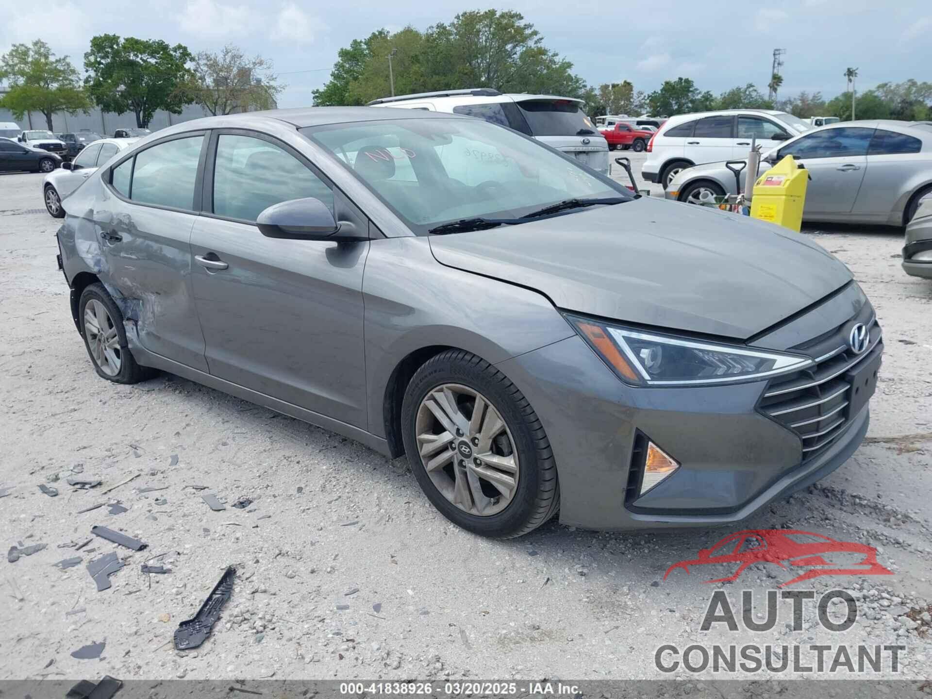 HYUNDAI ELANTRA 2020 - 5NPD84LF0LH544040