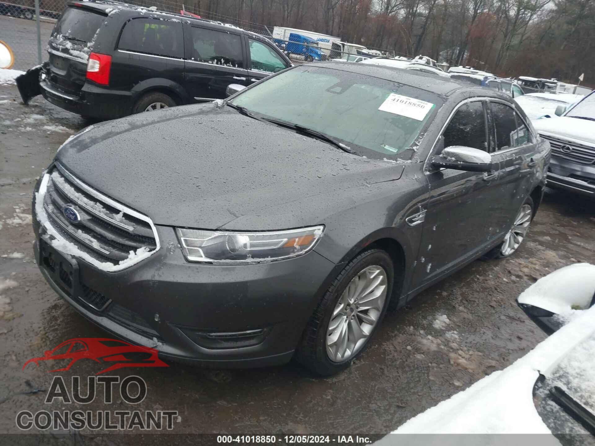FORD TAURUS 2017 - 1FAHP2F85HG135832