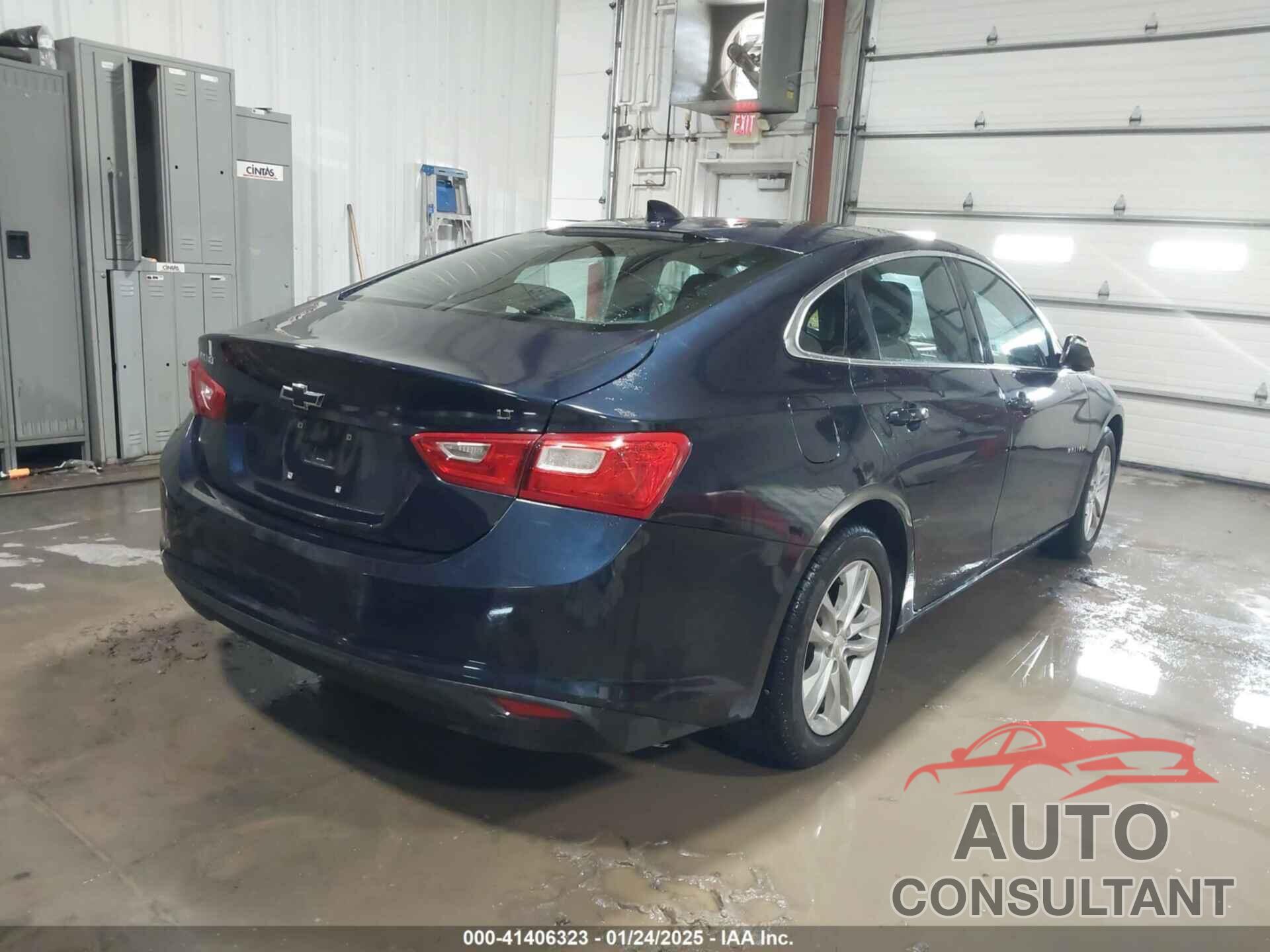 CHEVROLET MALIBU 2017 - 1G1ZE5ST5HF137689