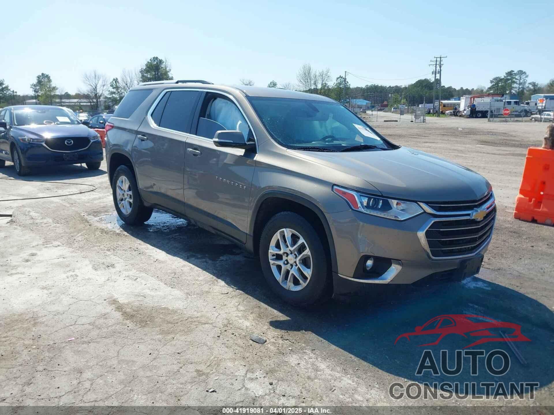 CHEVROLET TRAVERSE 2018 - 1GNEVGKW4JJ281837