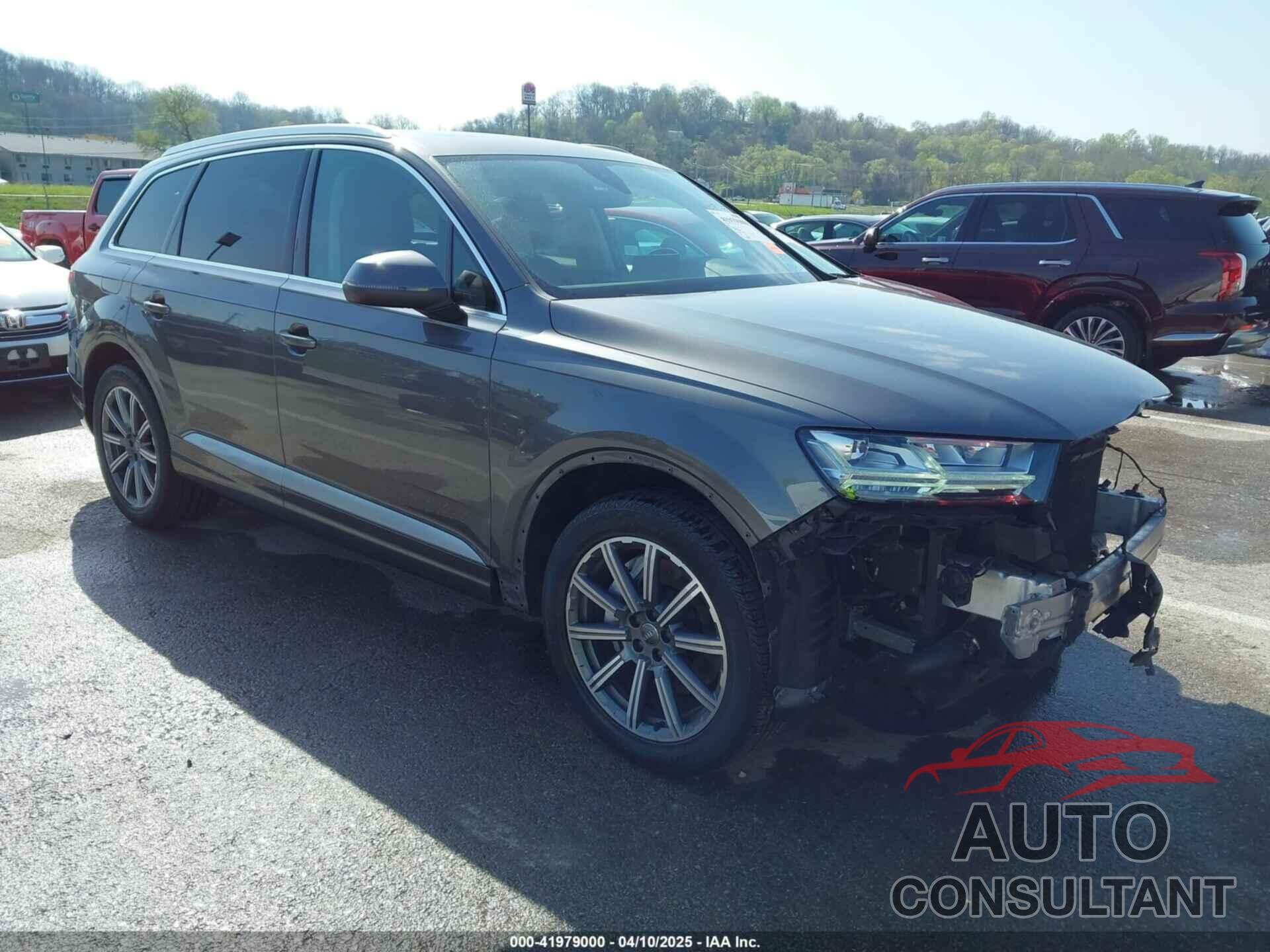 AUDI Q7 2019 - WA1LHAF73KD034634