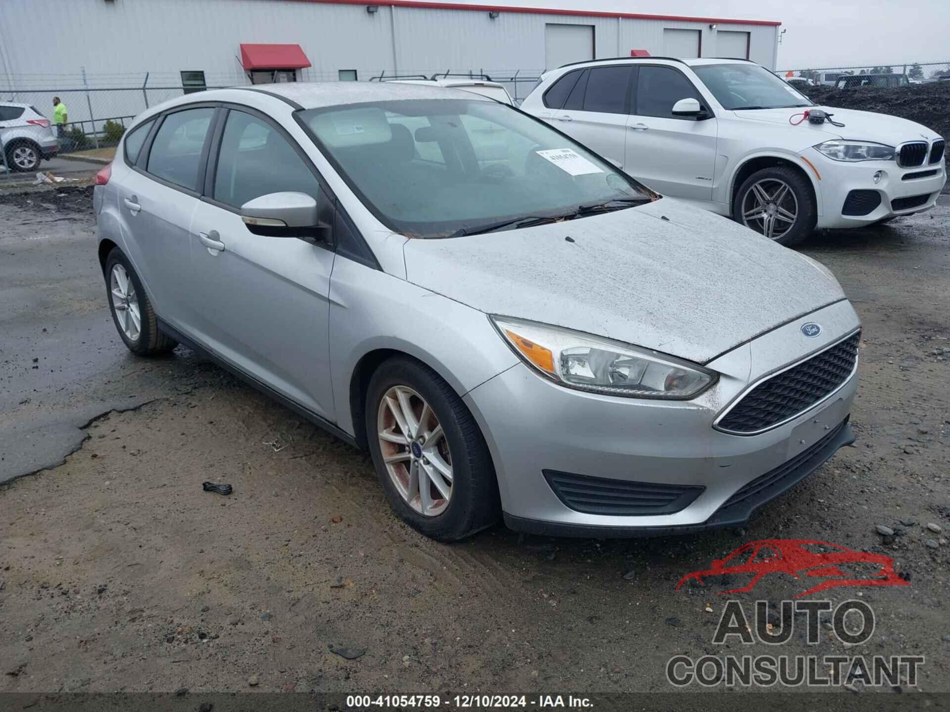 FORD FOCUS 2015 - 1FADP3K24FL222826