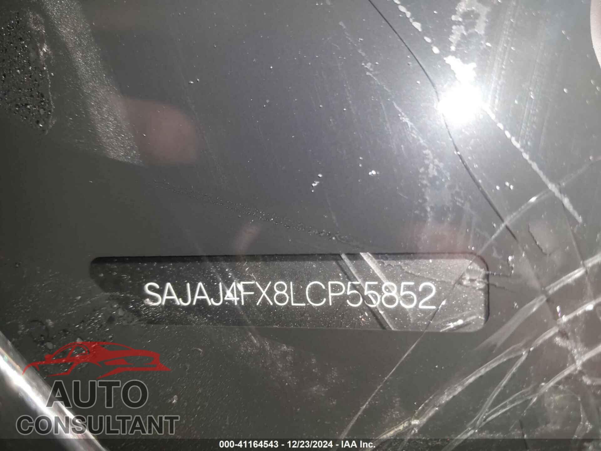 JAGUAR XE 2020 - SAJAJ4FX8LCP55852
