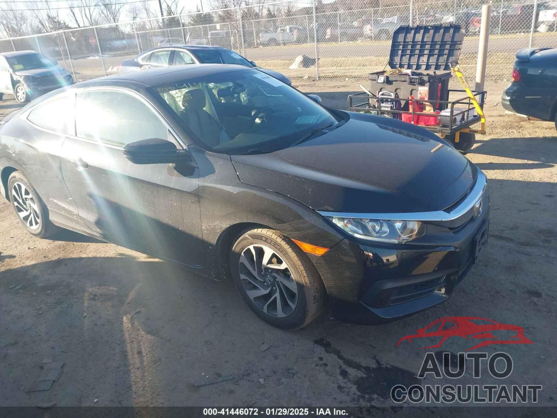 HONDA CIVIC 2018 - 2HGFC4B09JH301497