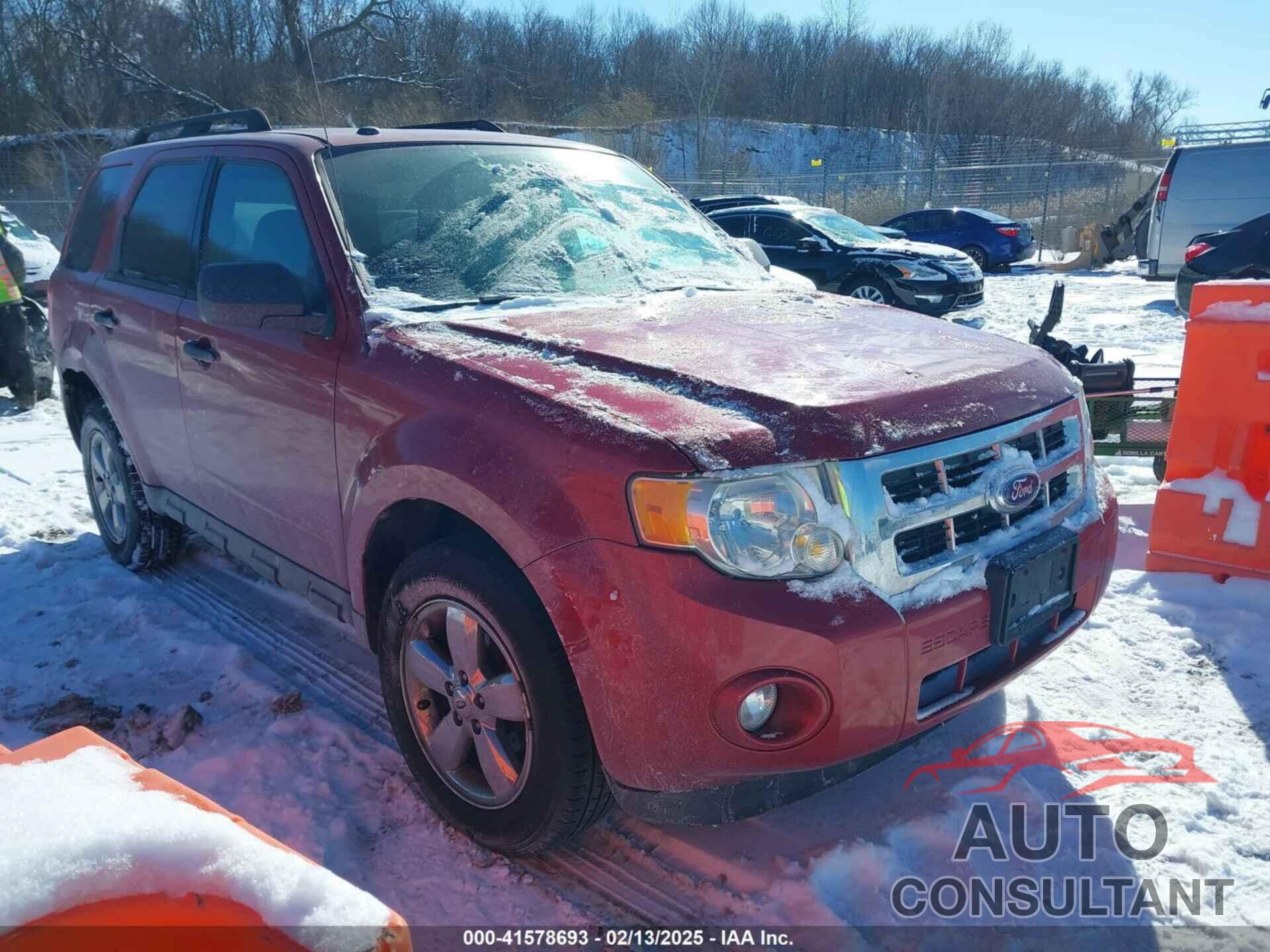 FORD ESCAPE 2011 - 1FMCU0DG0BKB64036