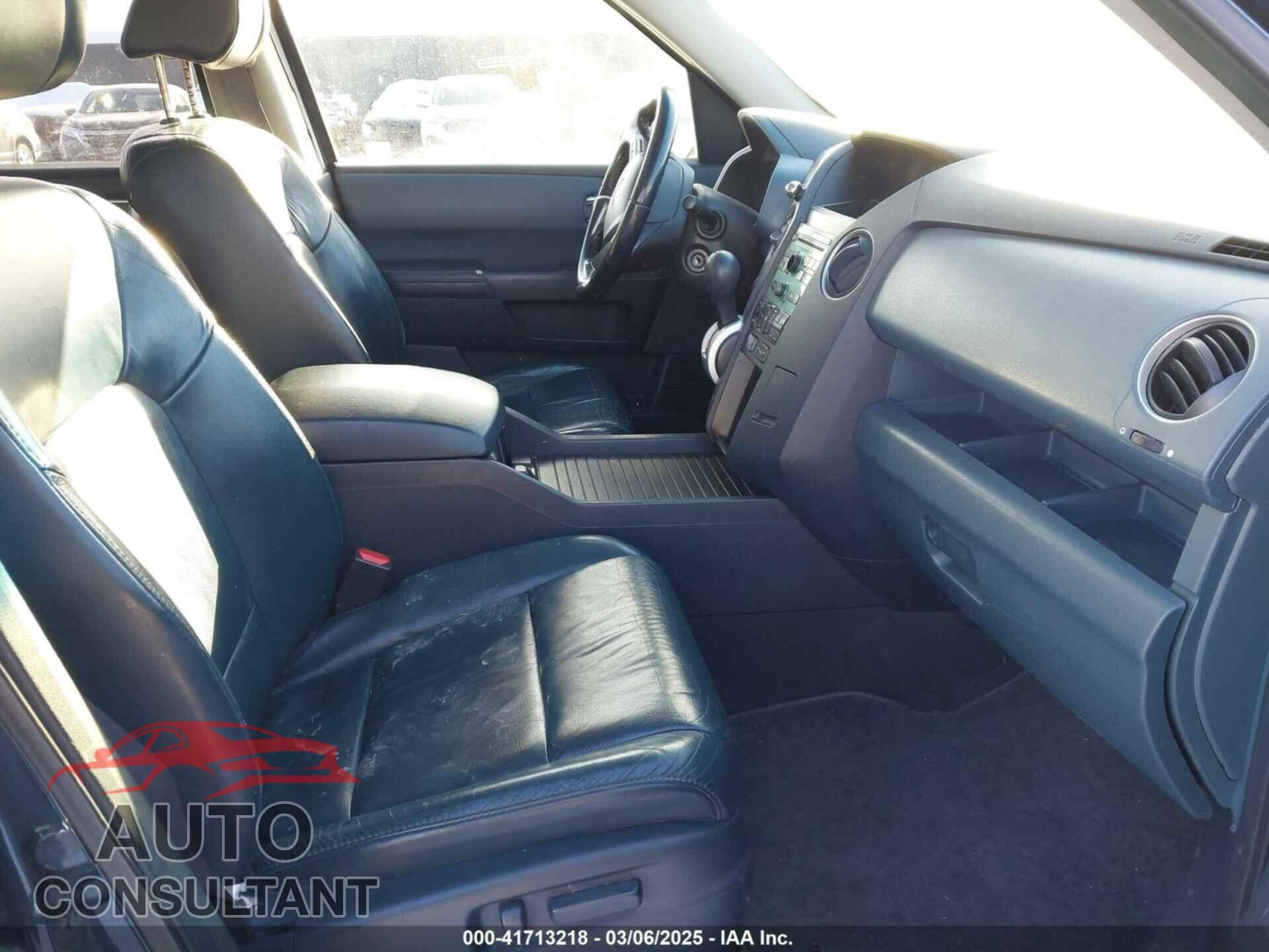 HONDA PILOT 2010 - 5FNYF4H57AB007717