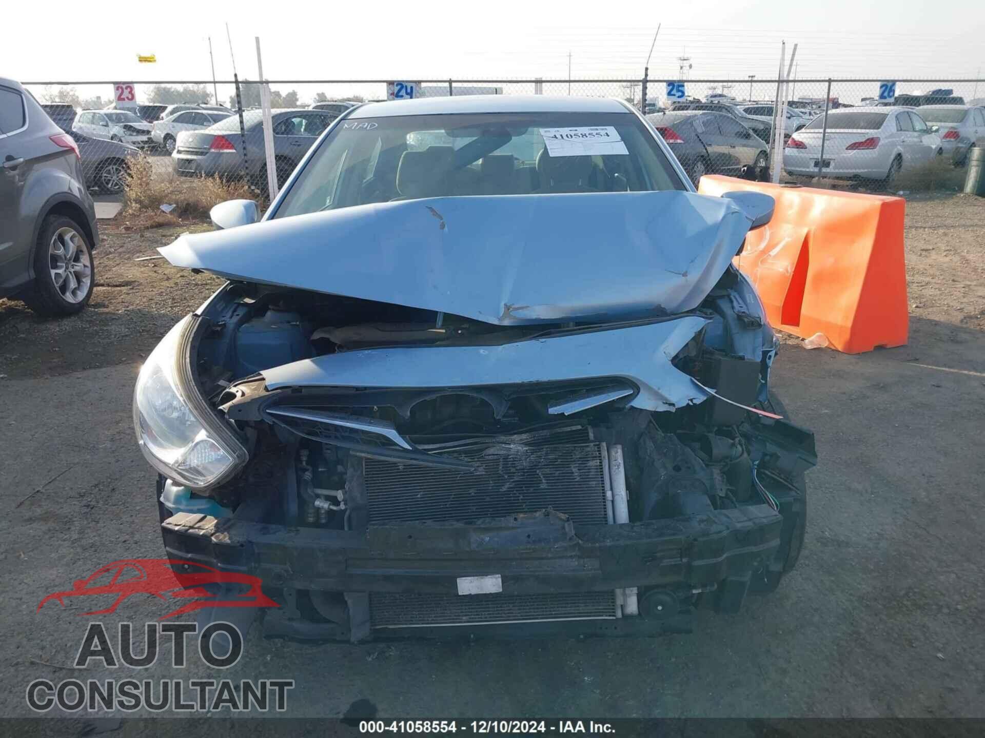 HYUNDAI ACCENT 2013 - KMHCT4AE7DU549145