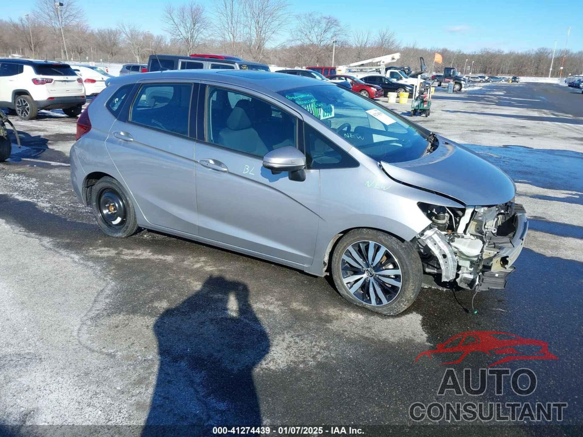 HONDA FIT 2018 - 3HGGK5H89JM721370