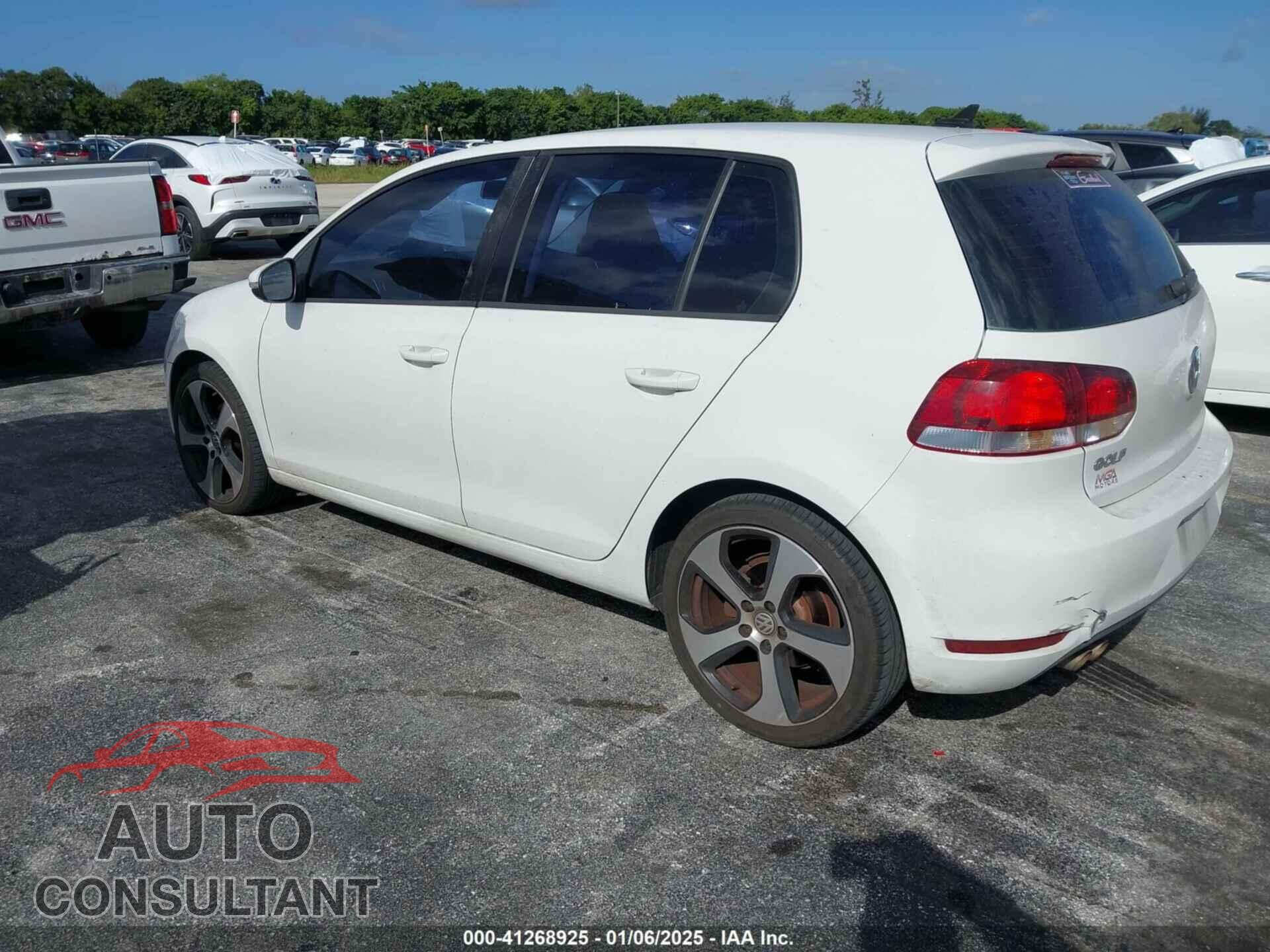 VOLKSWAGEN GOLF 2013 - WVWDB7AJ5DW090163