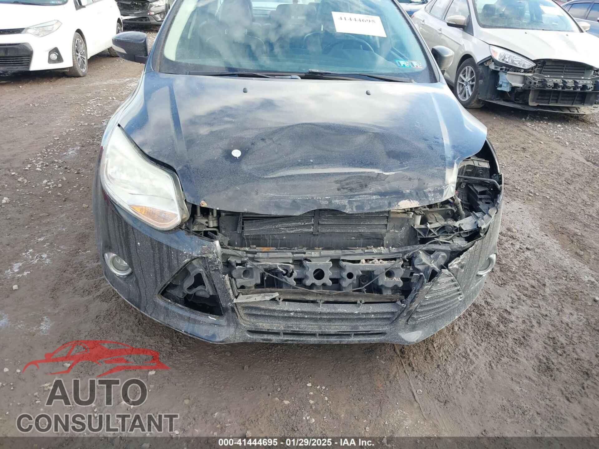 FORD FOCUS 2014 - 1FADP3F22EL232621