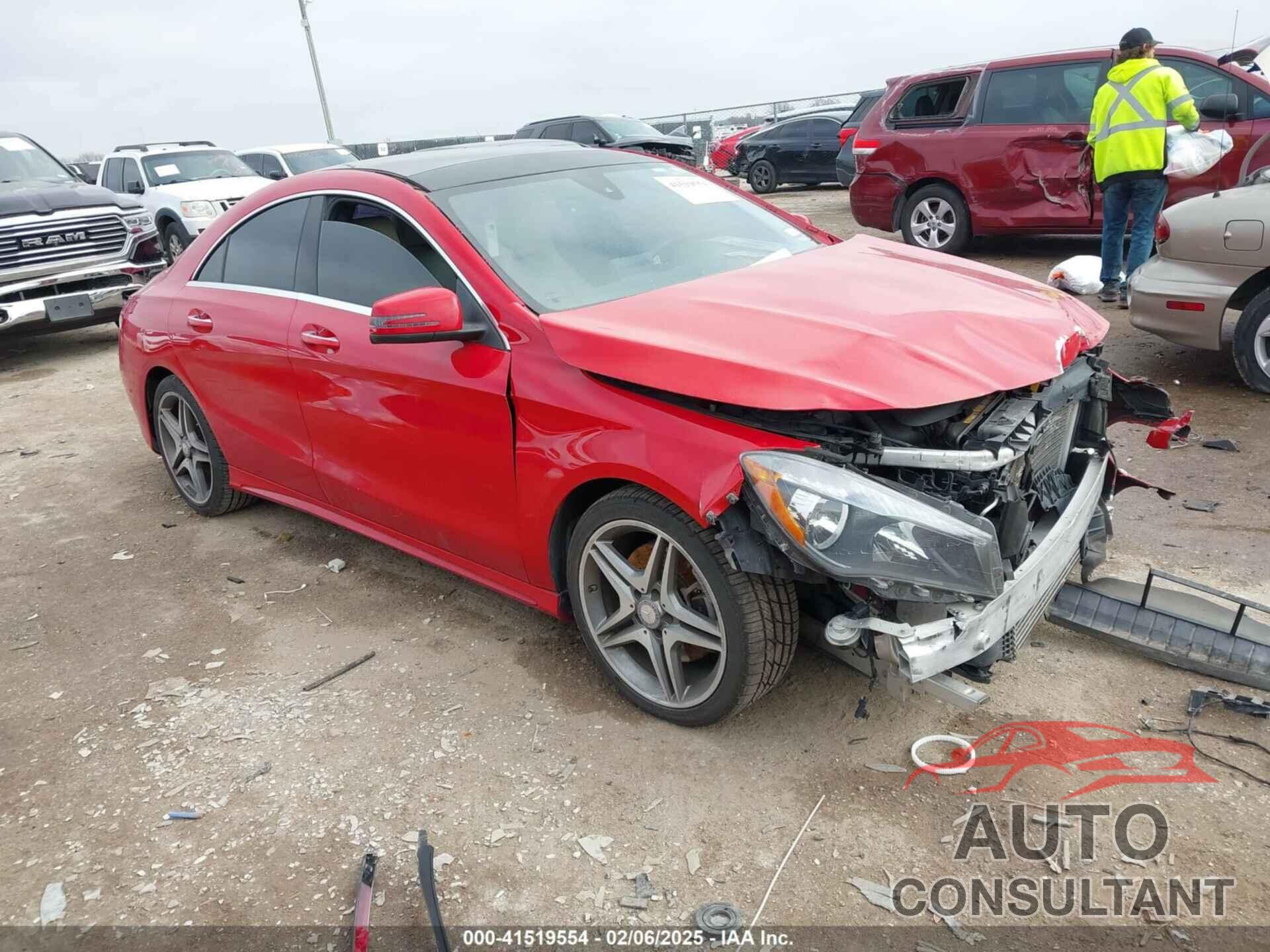 MERCEDES-BENZ CLA 250 2015 - WDDSJ4EB7FN211883