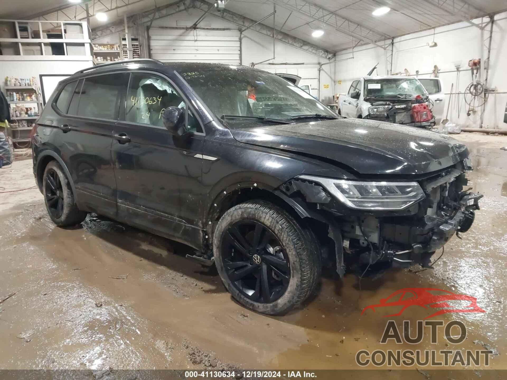 VOLKSWAGEN TIGUAN 2024 - 3VV8B7AX1RM053917