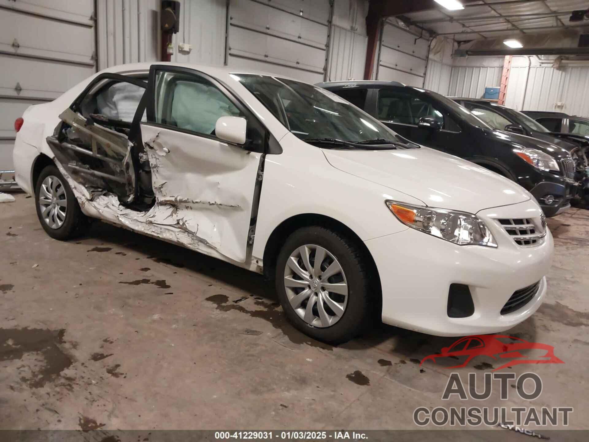 TOYOTA COROLLA 2013 - 2T1BU4EE0DC925303