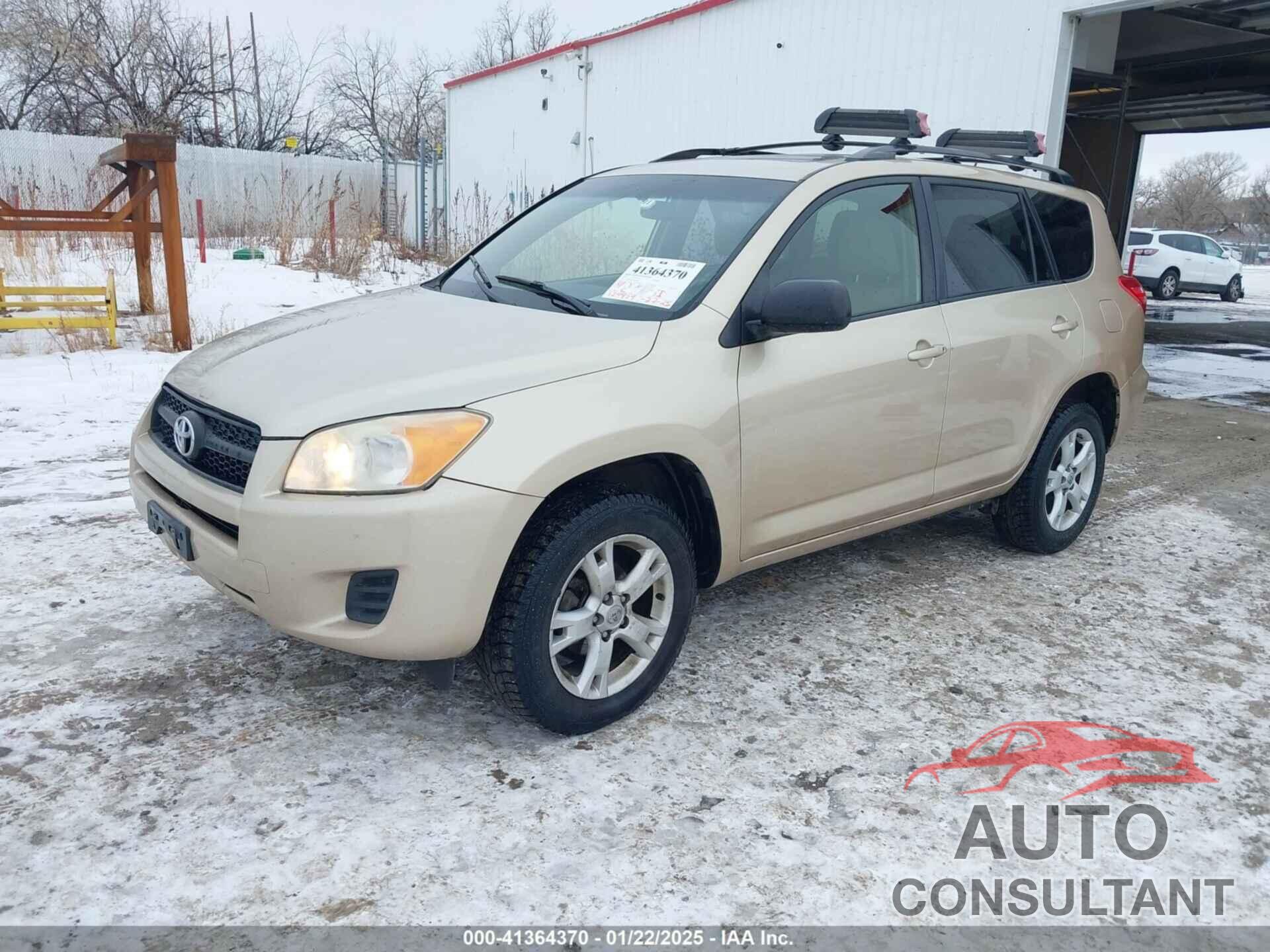 TOYOTA RAV4 2012 - JTMBF4DV0CD043836