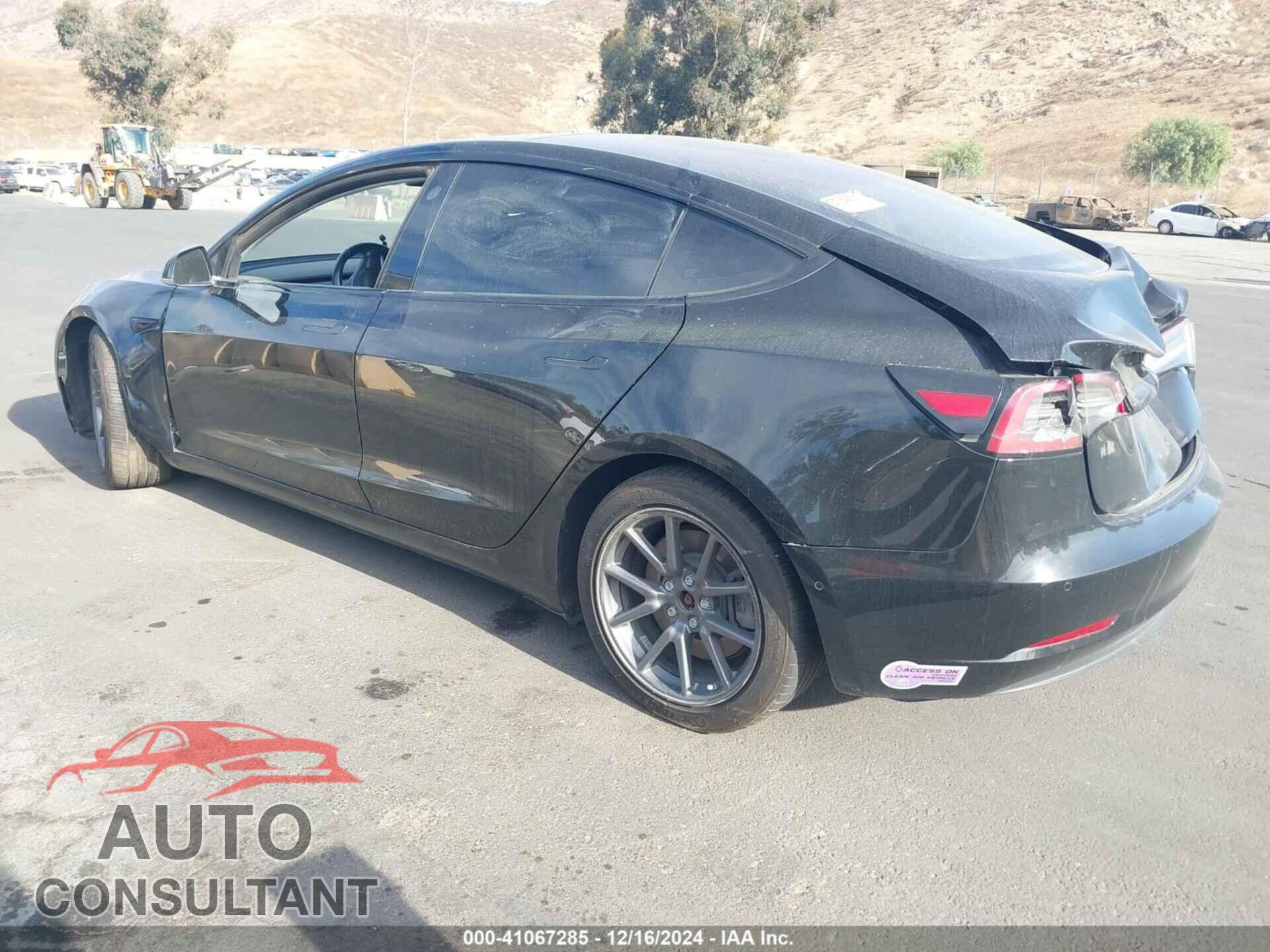 TESLA MODEL 3 2018 - 5YJ3E1EA8JF045213