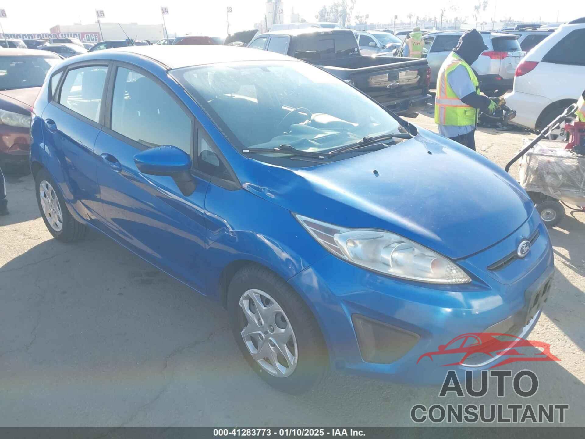 FORD FIESTA 2011 - 3FADP4EJ8BM121953