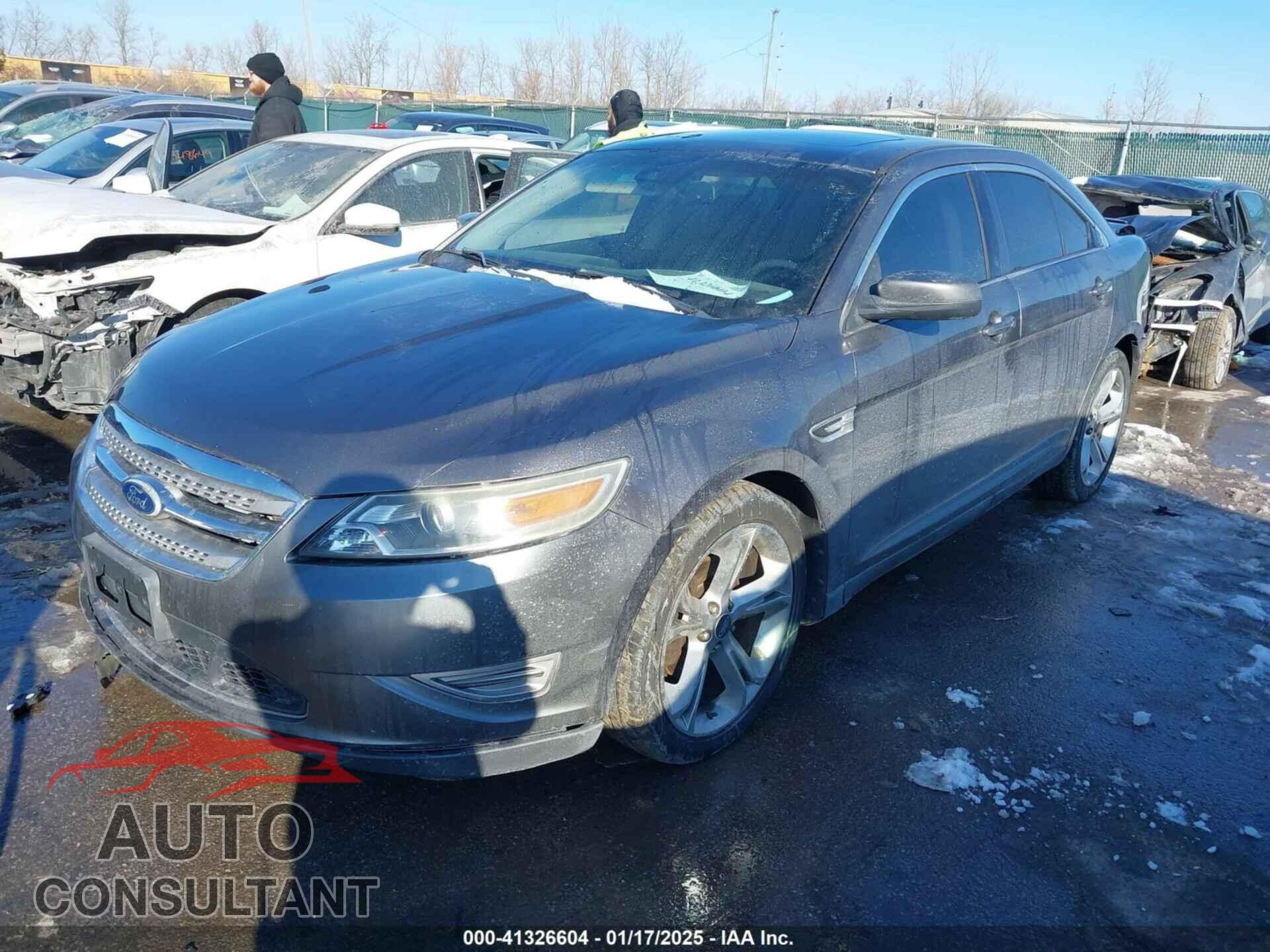 FORD TAURUS 2011 - 1FAHP2KT5BG115601