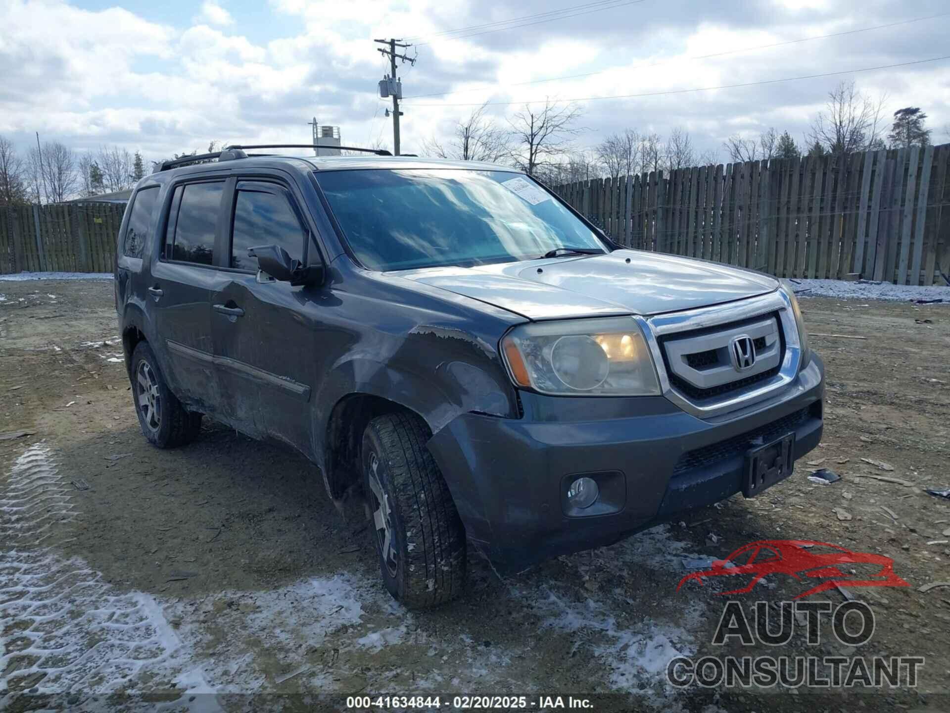 HONDA PILOT 2011 - 5FNYF4H98BB016012