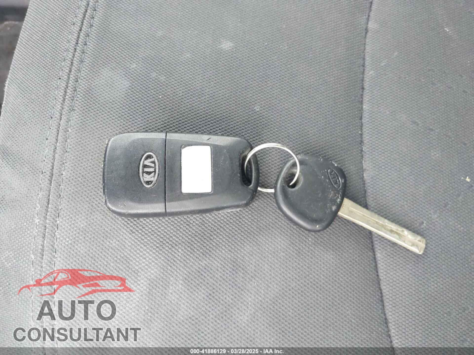 KIA RIO 2012 - KNADN4A33C6050974
