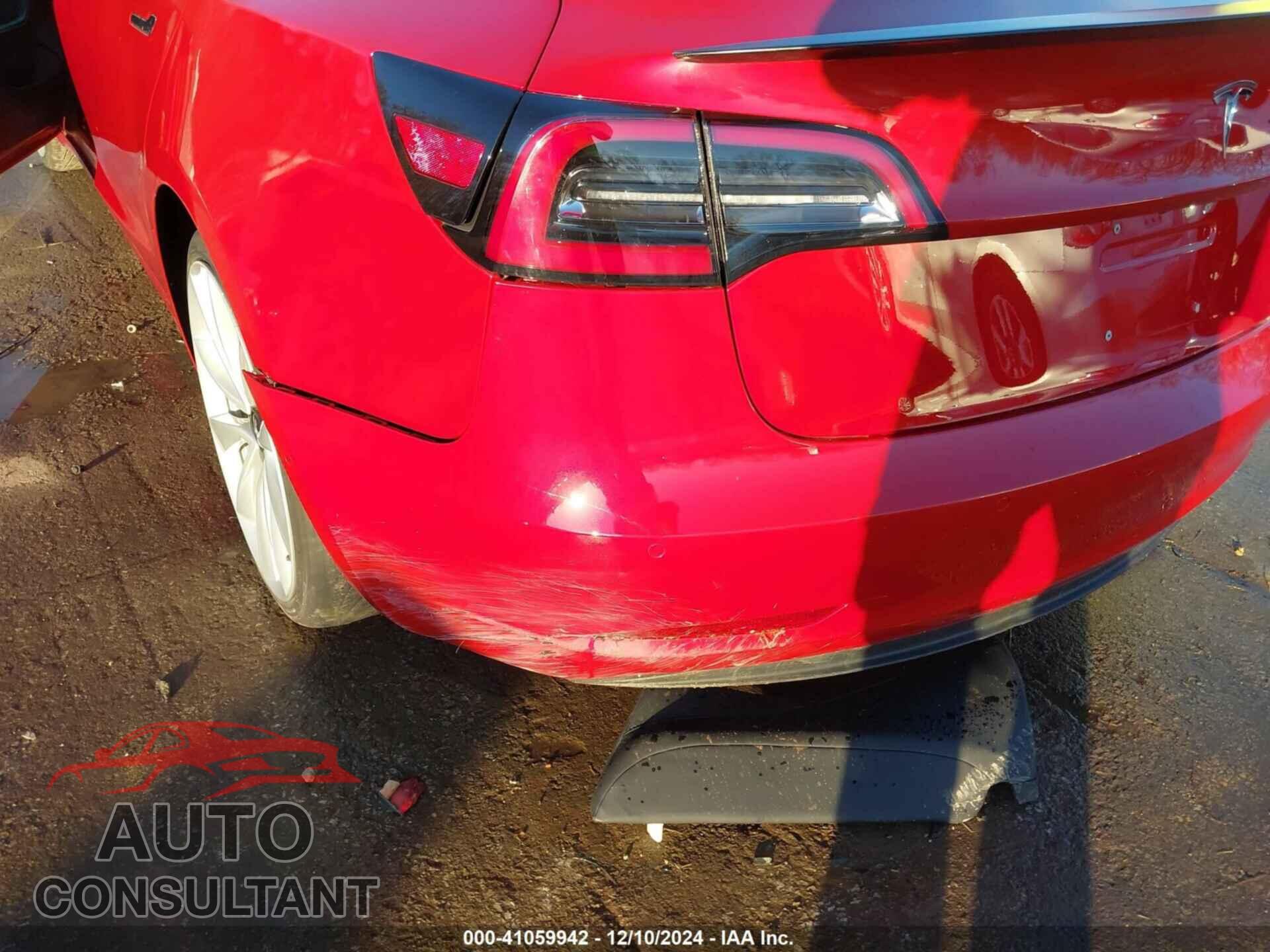 TESLA MODEL 3 2018 - 5YJ3E1EB3JF083652