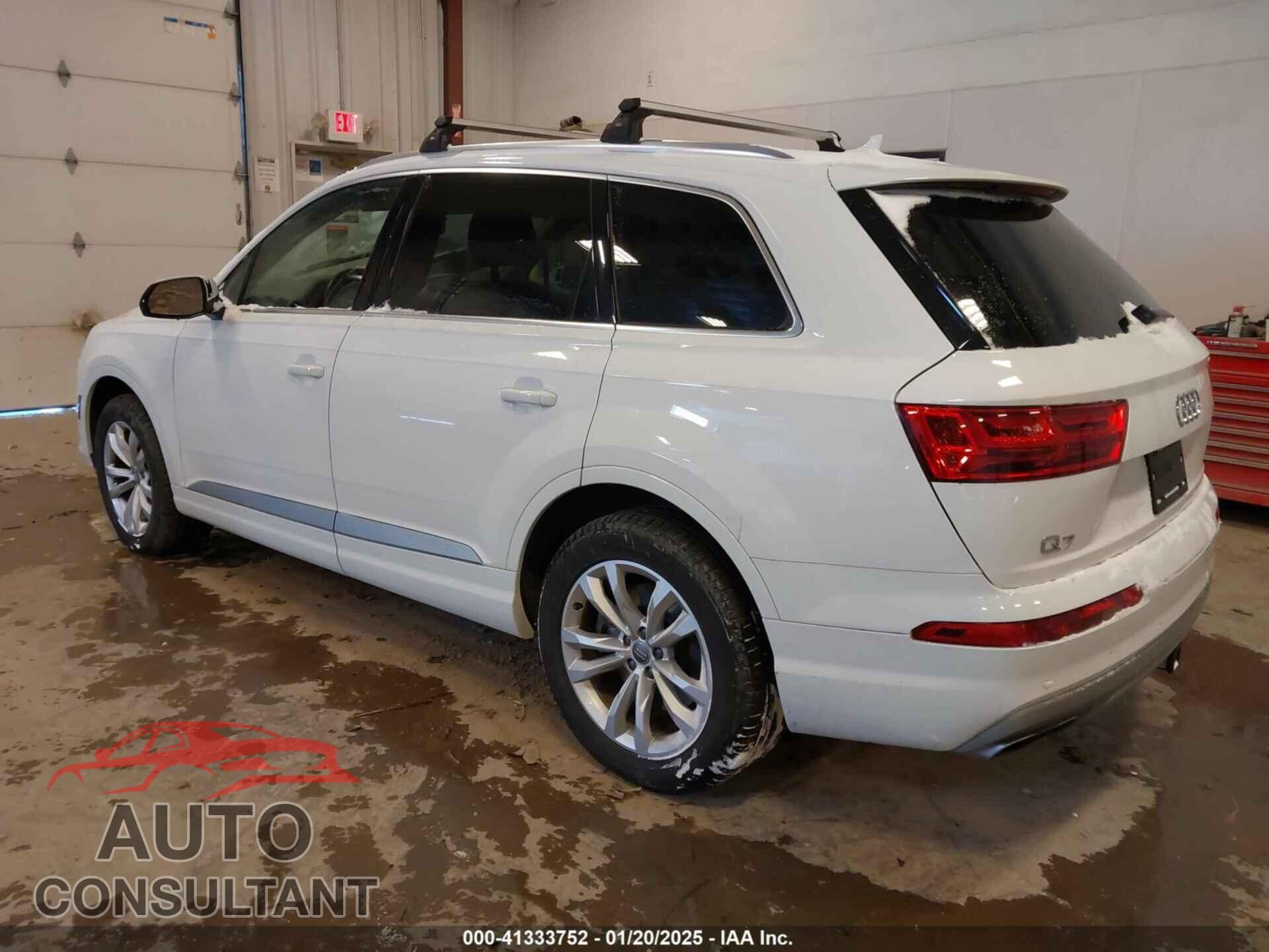 AUDI Q7 2019 - WA1AAAF79KD009183