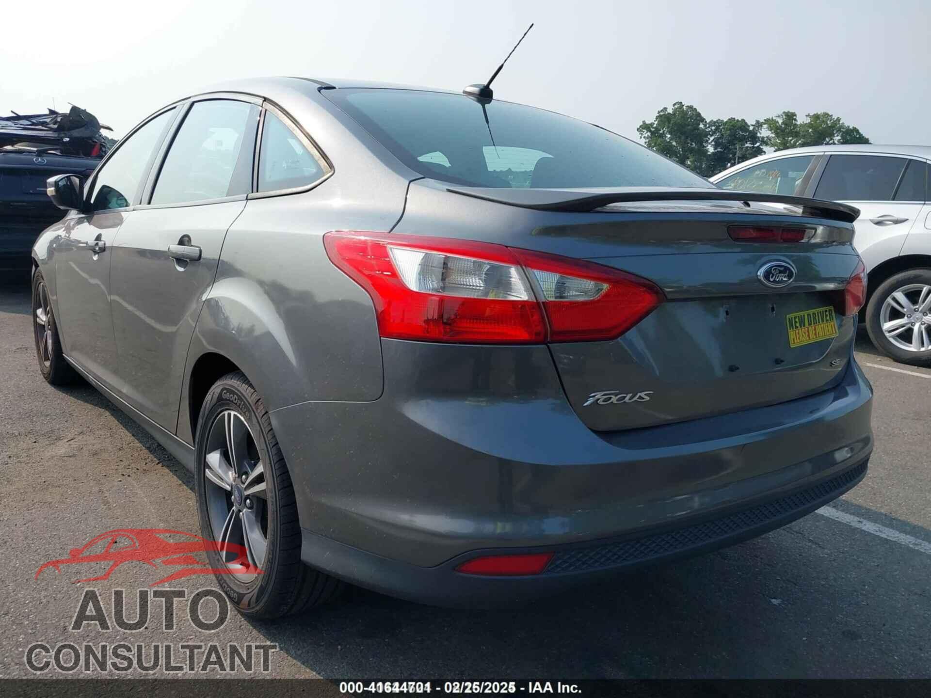 FORD FOCUS 2014 - 1FADP3F2XEL344695