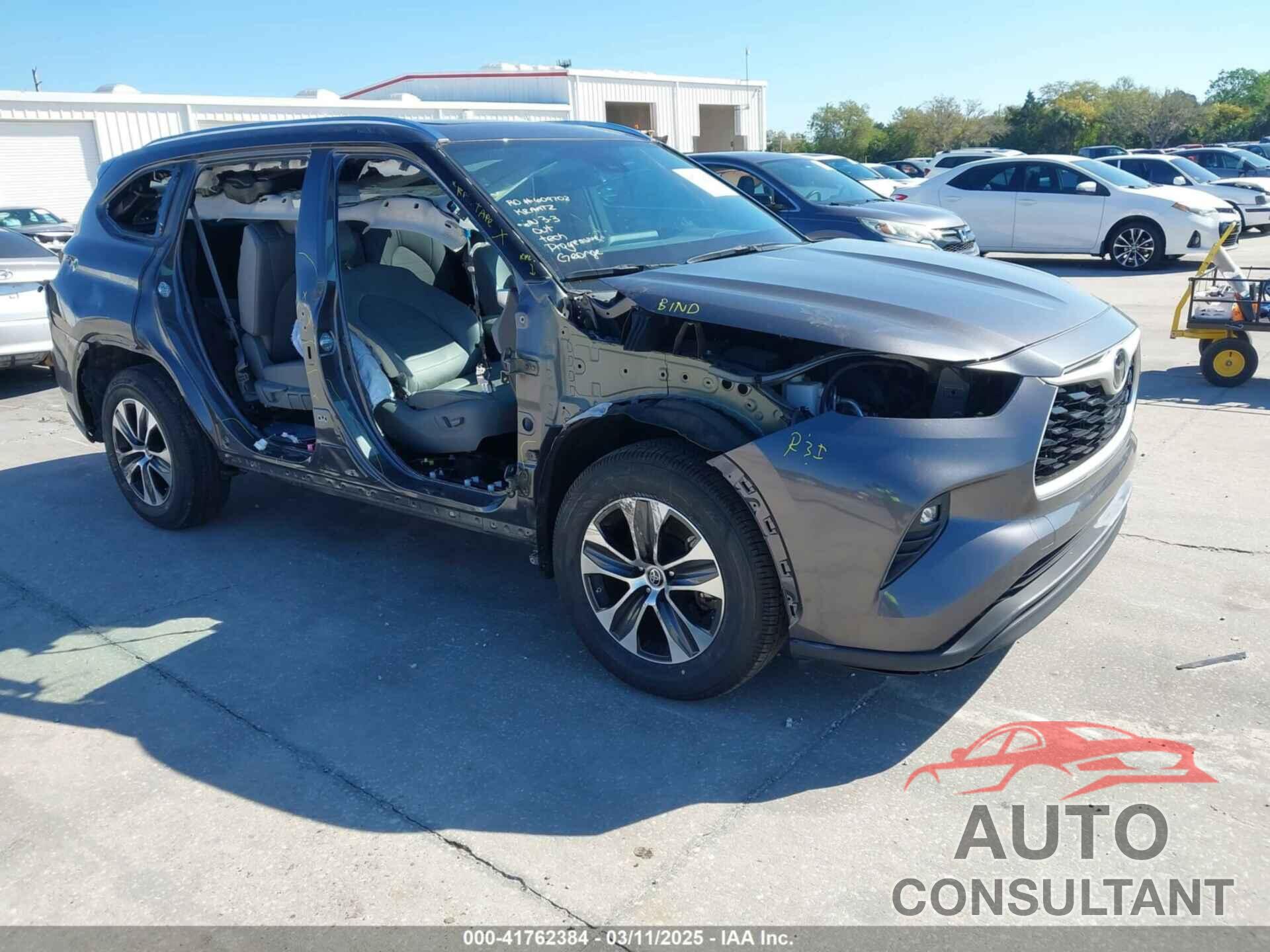 TOYOTA HIGHLANDER 2021 - 5TDHZRAH0MS056055