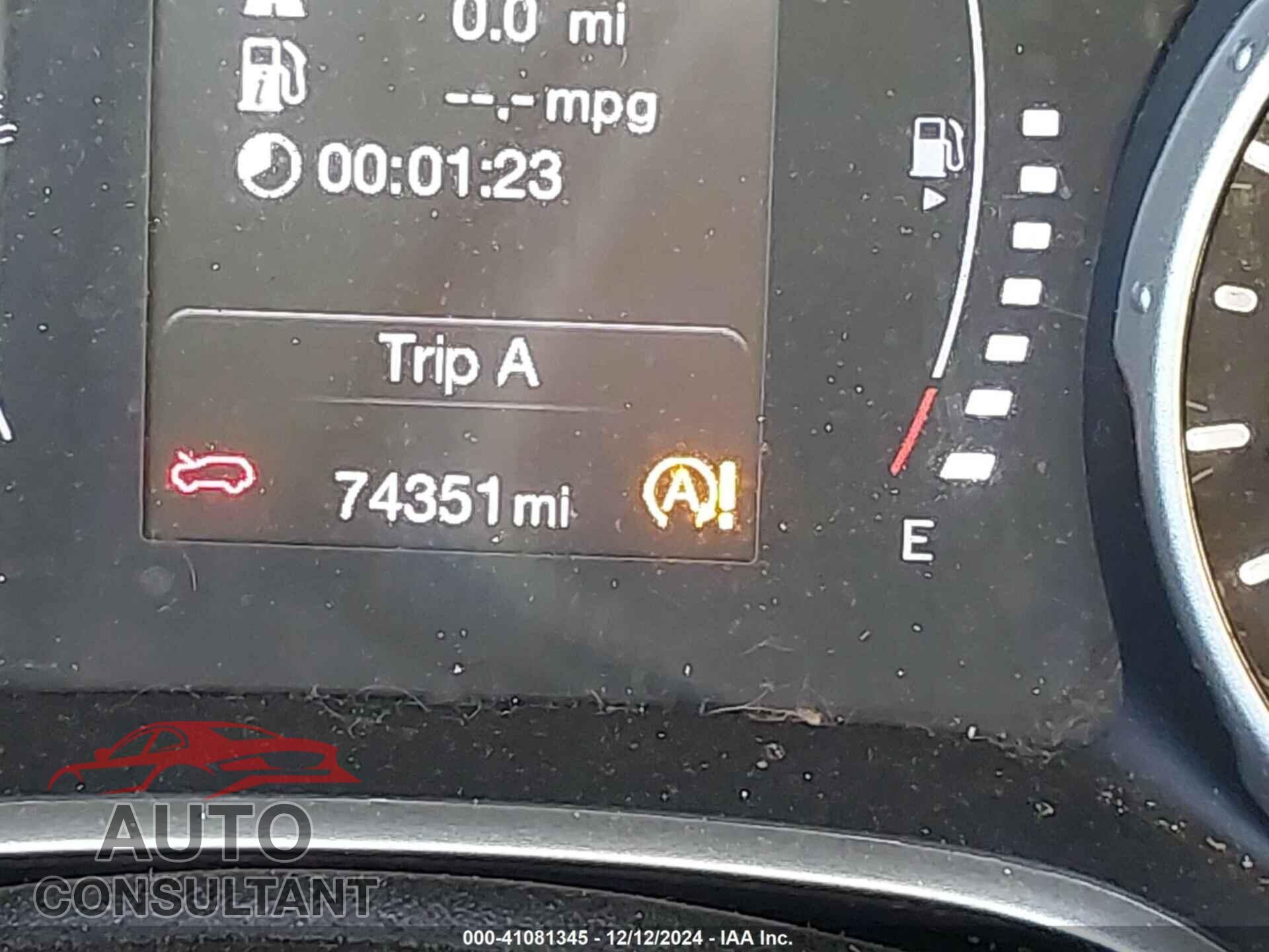 JEEP COMPASS 2018 - 3C4NJCBB2JT368607