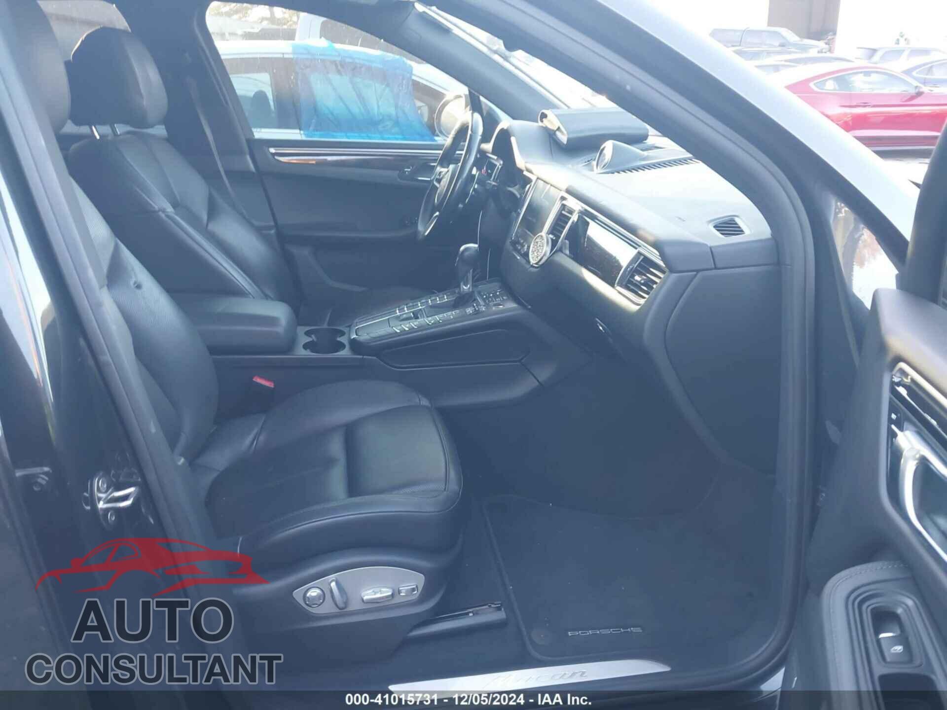 PORSCHE MACAN 2017 - WP1AA2A5XHLB00963