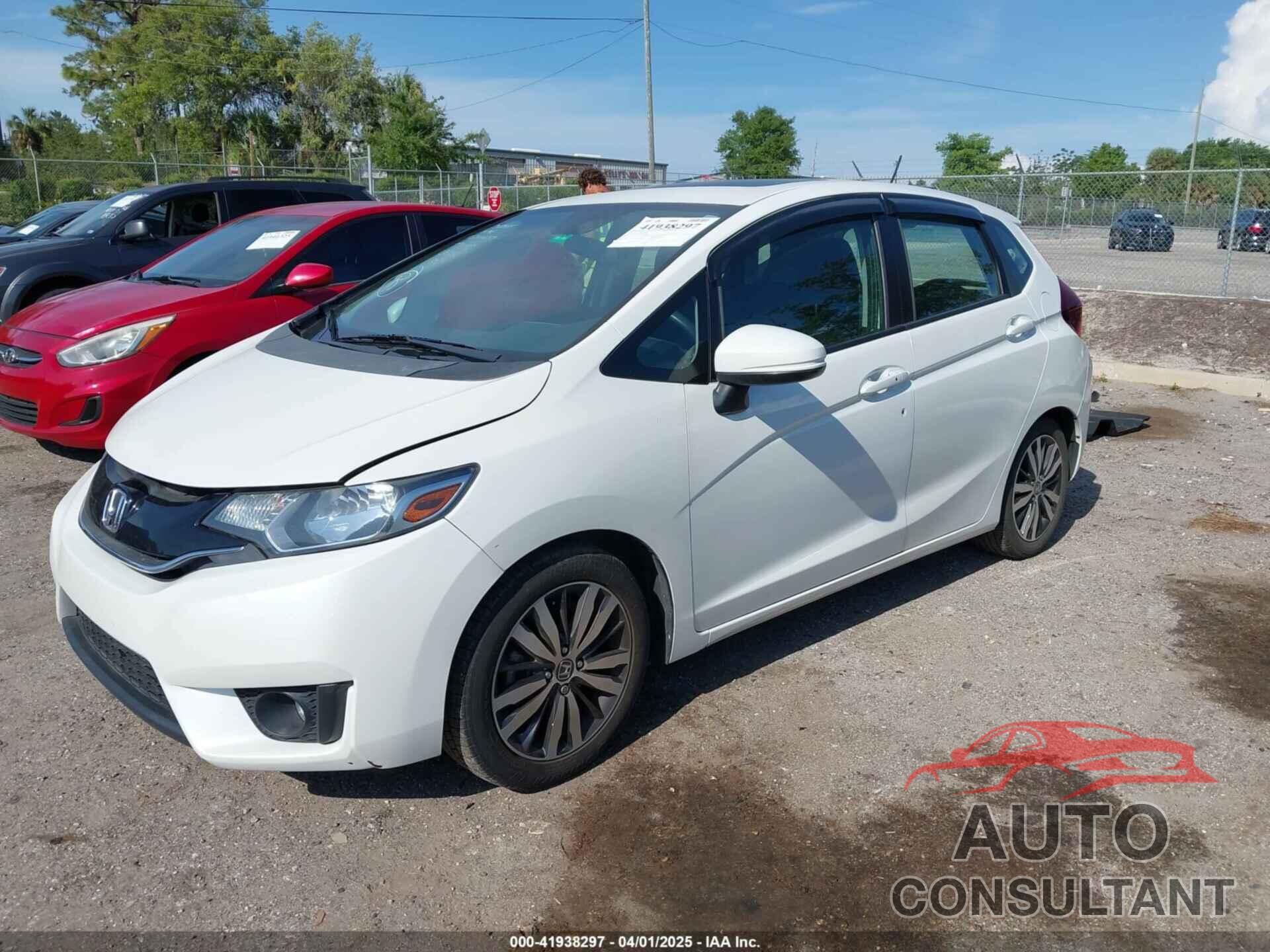 HONDA FIT 2015 - 3HGGK5G83FM770041