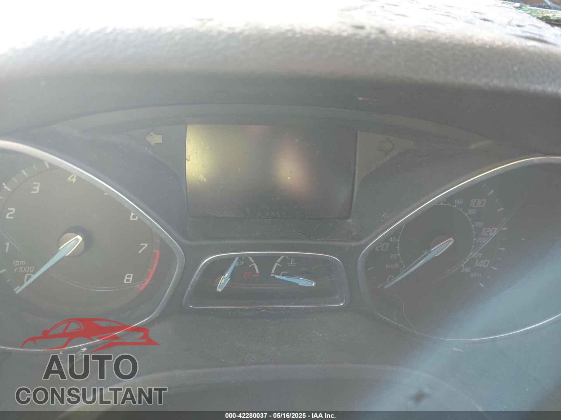 FORD FOCUS 2014 - 1FADP3F2XEL218112