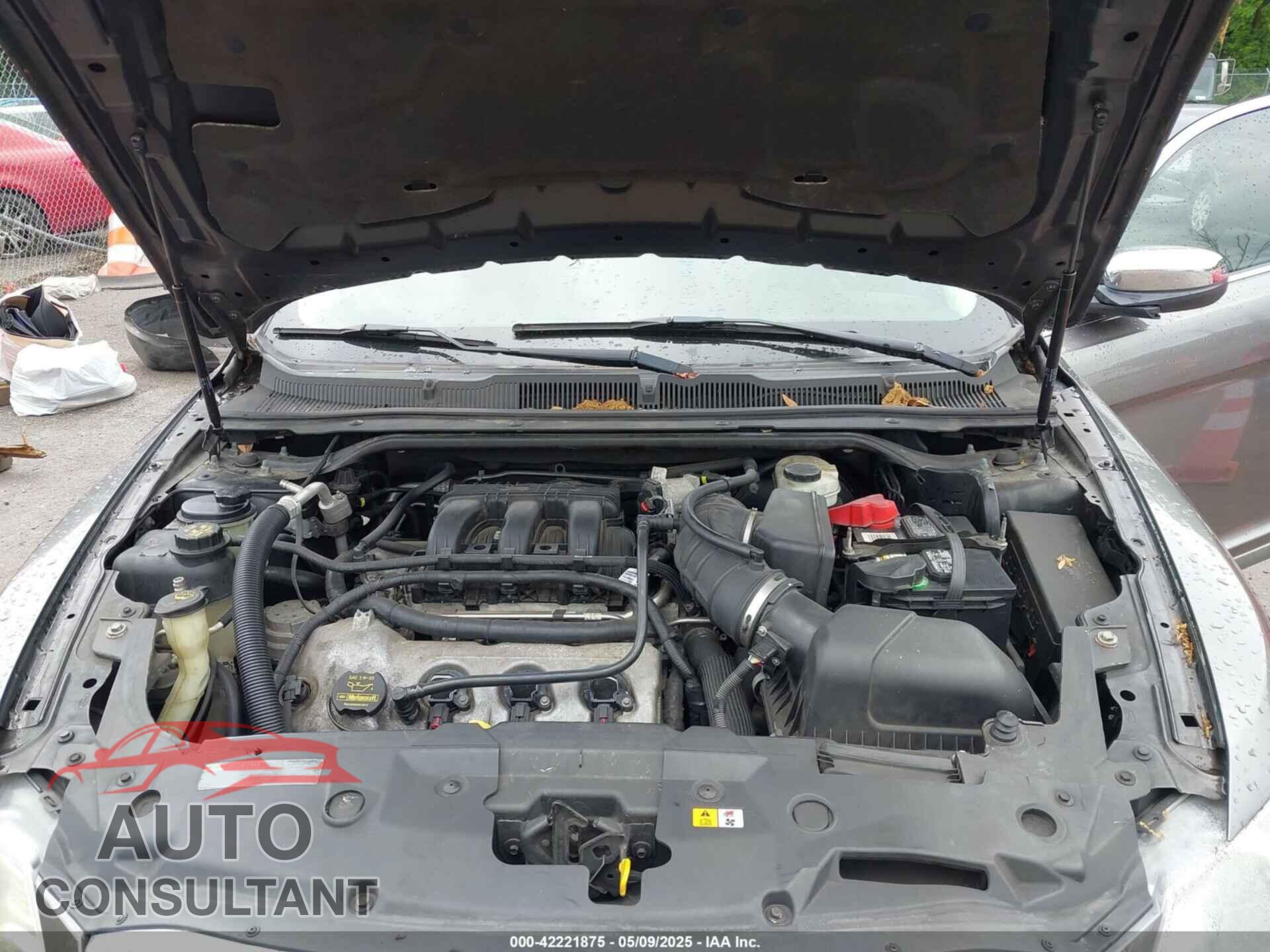 FORD TAURUS 2012 - 1FAHP2FW8CG101794
