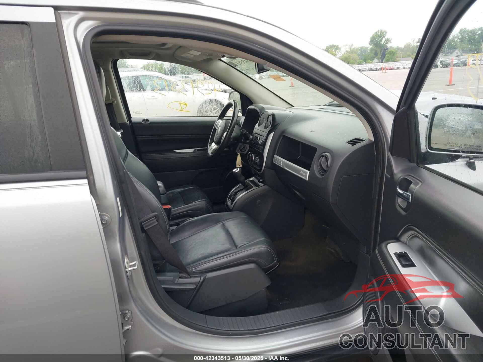 JEEP COMPASS 2017 - 1C4NJCEB4HD200107