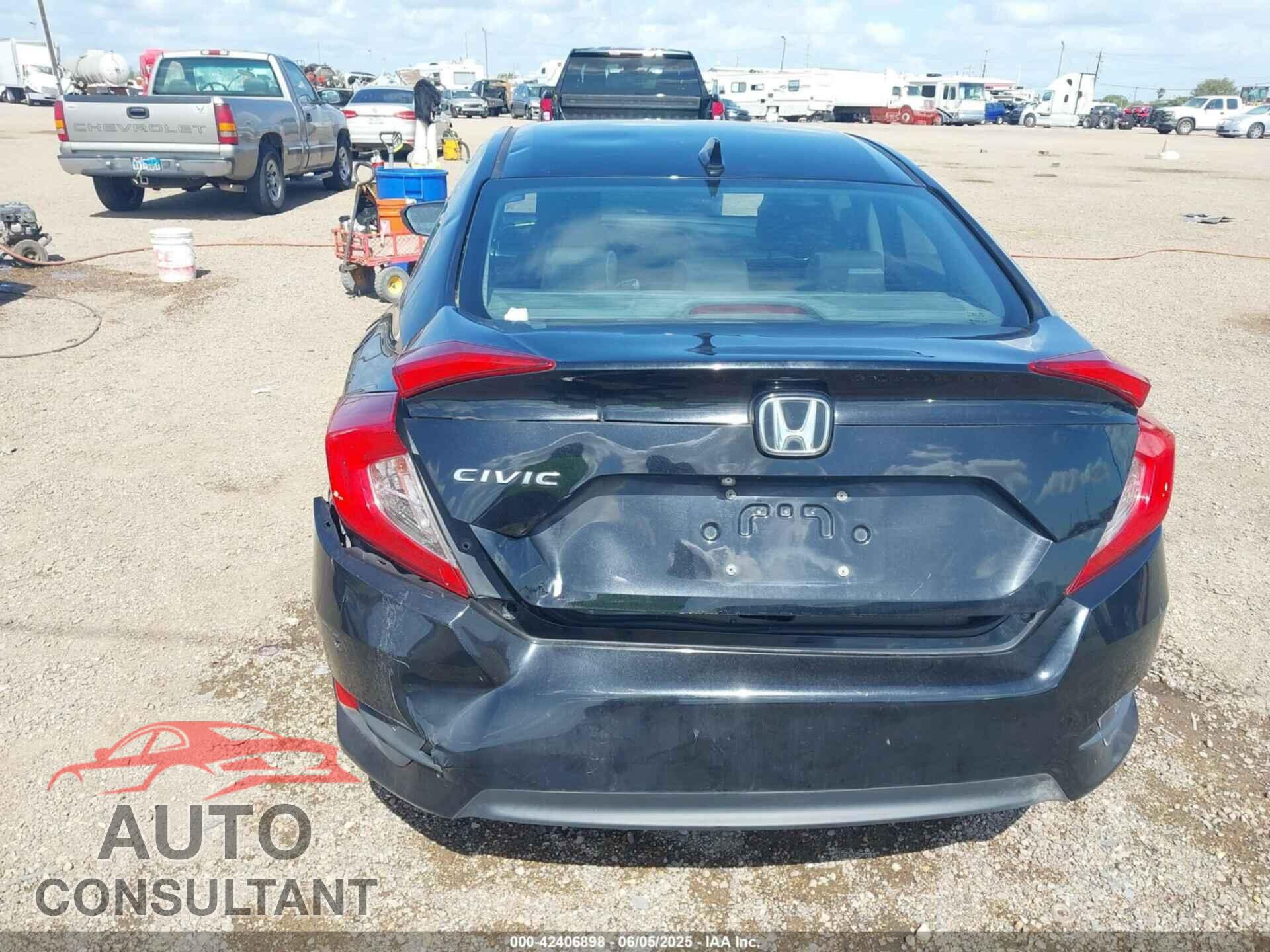 HONDA CIVIC 2017 - 19XFC2F78HE027824