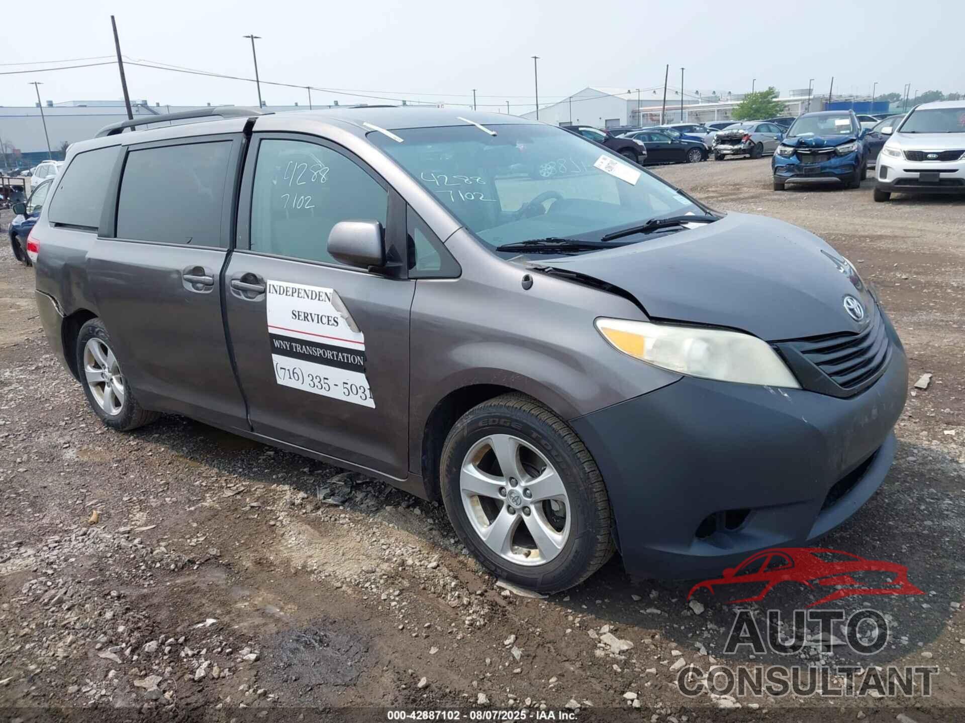 TOYOTA SIENNA 2011 - 5TDKK3DC3BS153450