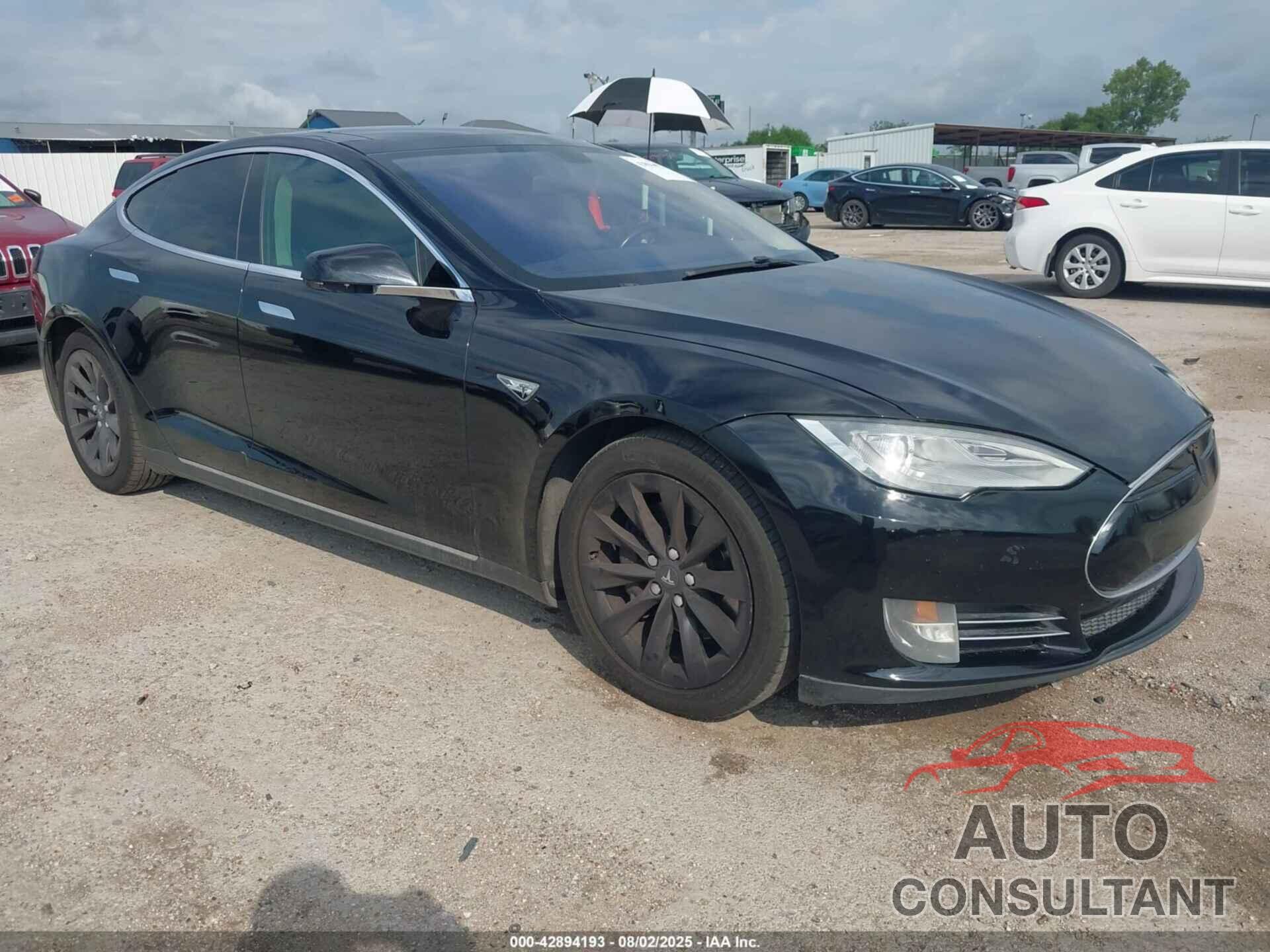 TESLA MODEL S 2013 - 5YJSA1DP5DFP11140