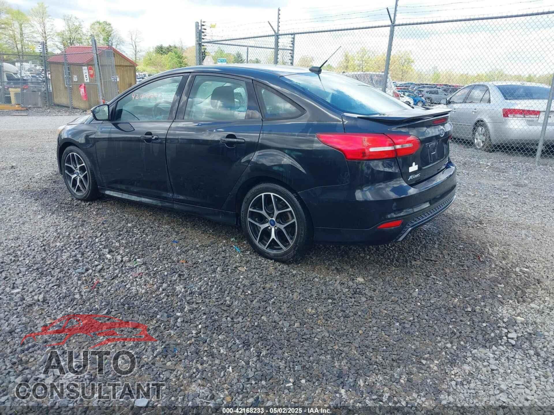 FORD FOCUS 2015 - 1FADP3F24FL361090