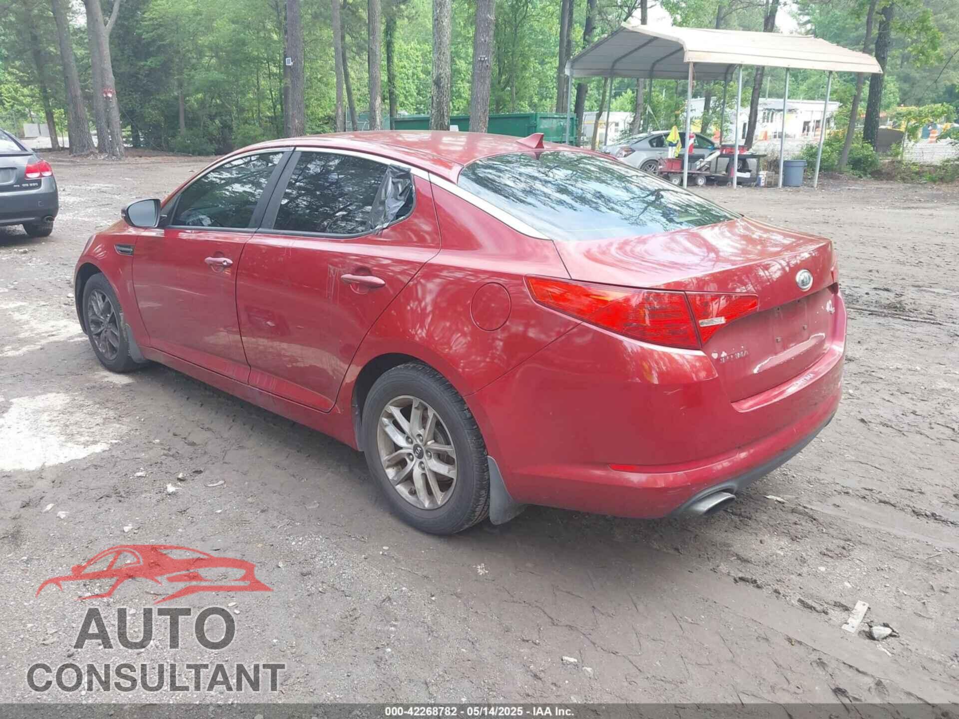 KIA OPTIMA 2011 - KNAGM4A76B5137923