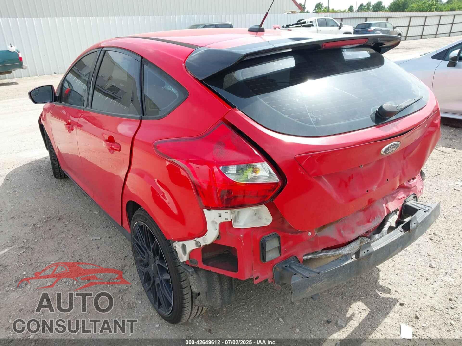 FORD FOCUS 2014 - 1FADP3K20EL145953