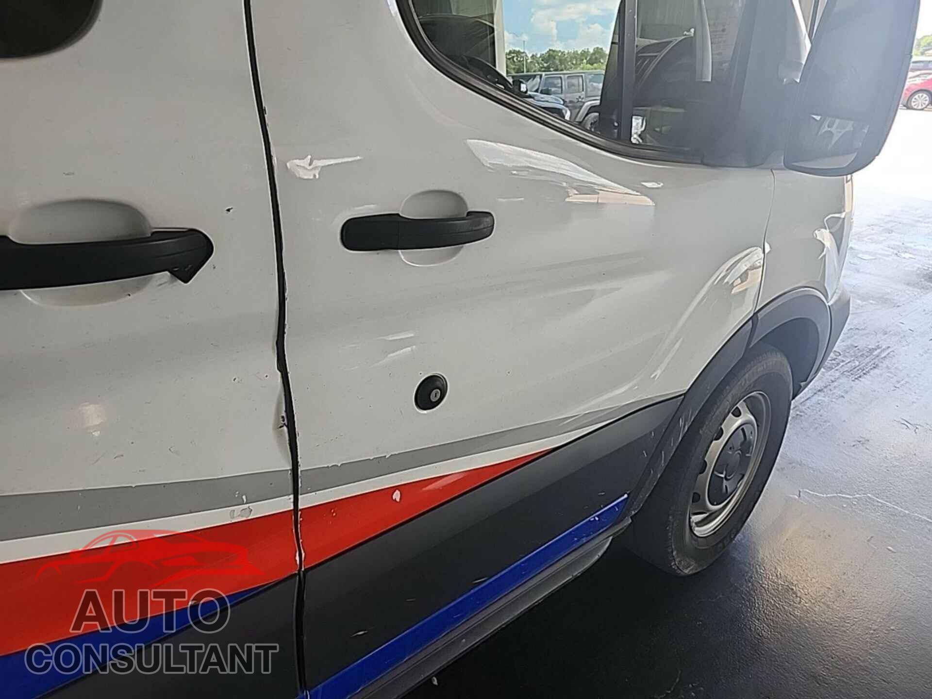 FORD TRANSIT 2017 - 1FTYE1CMXHKA51627