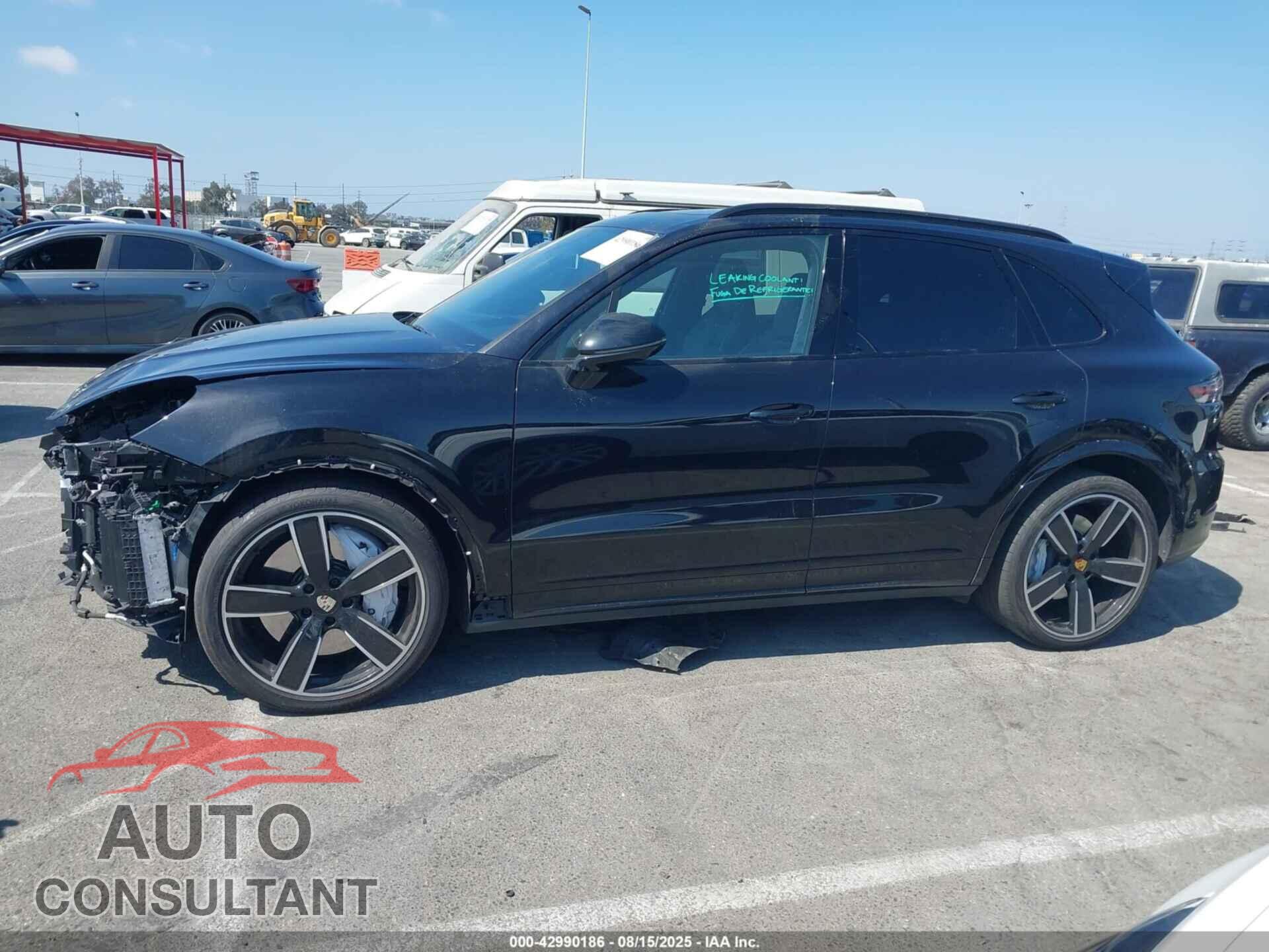 PORSCHE CAYENNE 2021 - WP1AF2AYXMDA36018