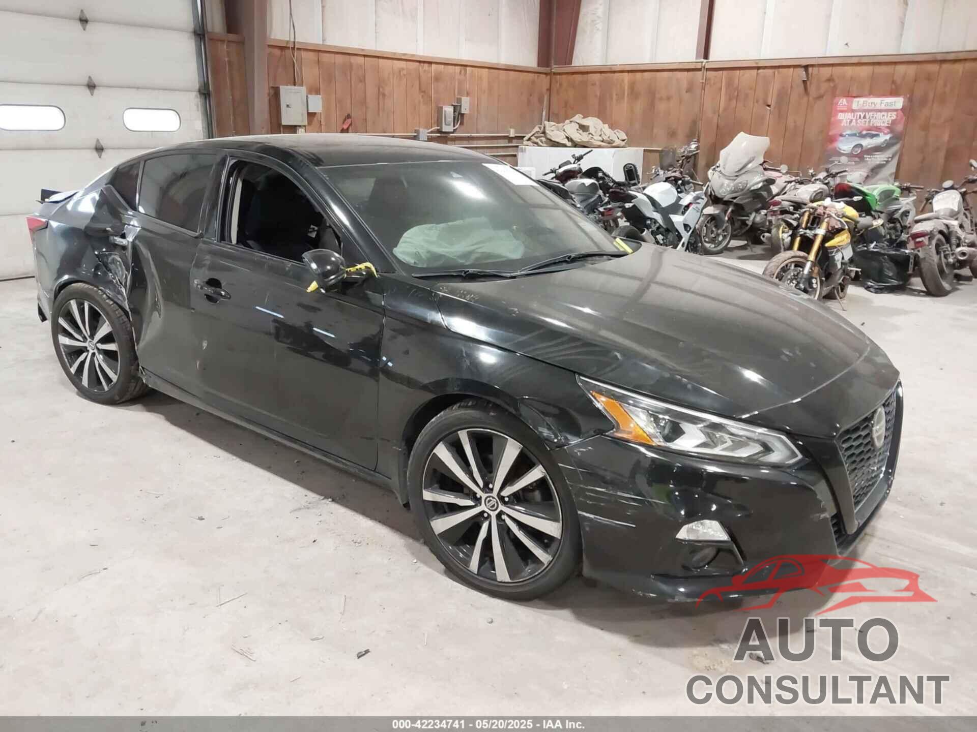 NISSAN ALTIMA 2019 - 1N4BL4FV4KC173456